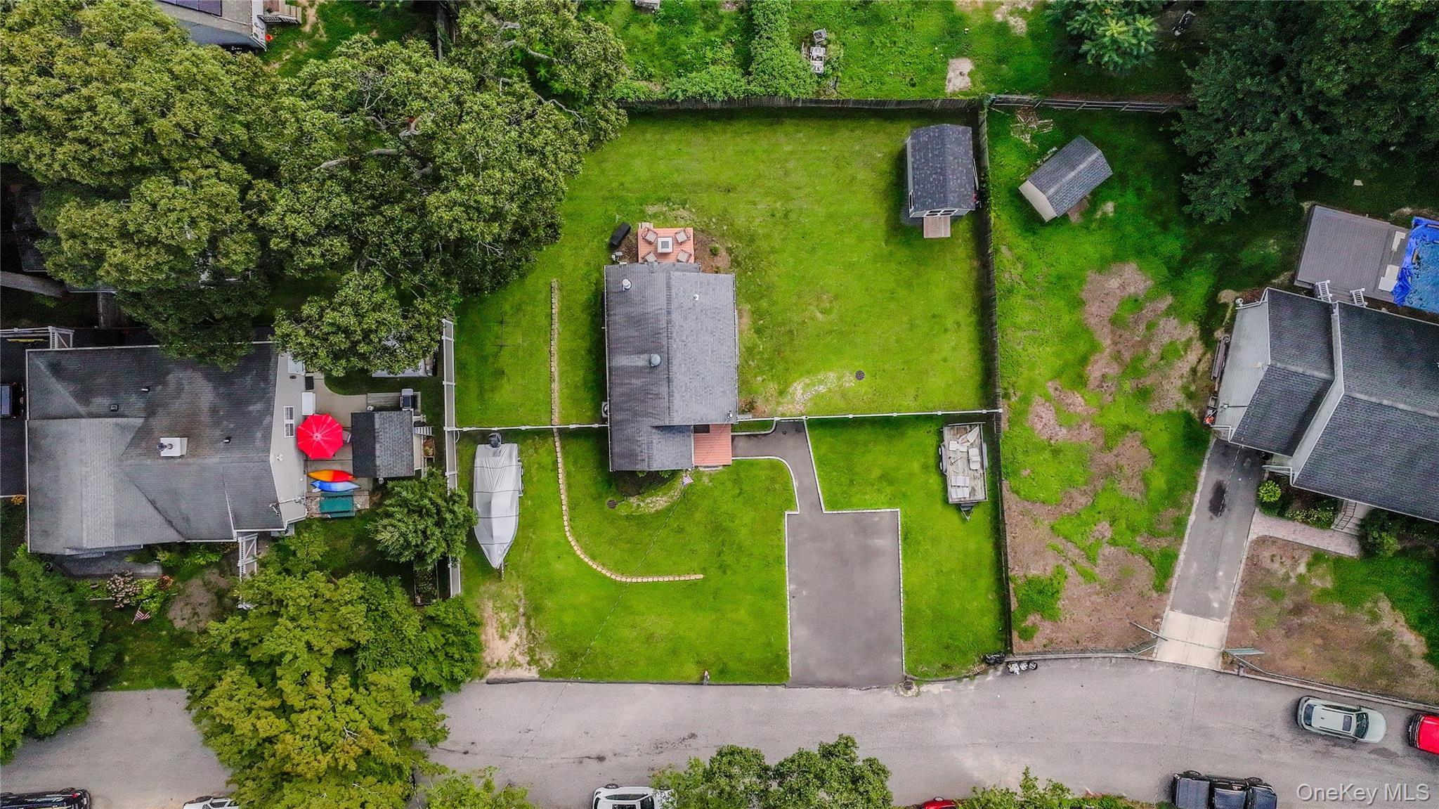 Single Family Connelly Drive Suffolk County, NY 11755, MLS-1035541-34