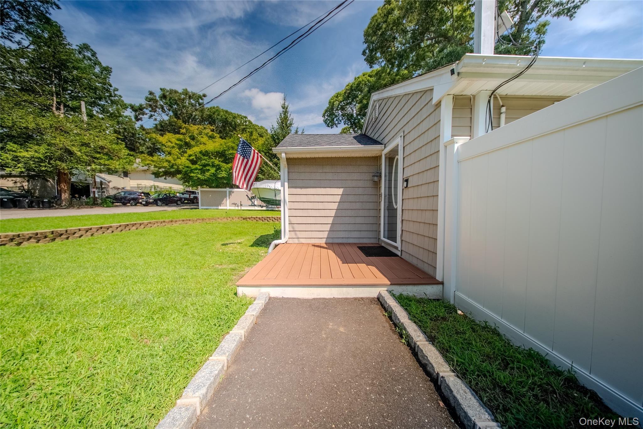 Single Family Connelly Drive Suffolk County, NY 11755, MLS-1035541-6