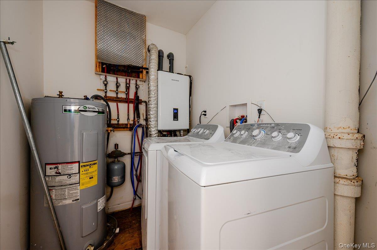Single Family Beach 3rd Queens, NY 11691, MLS-1035547-16