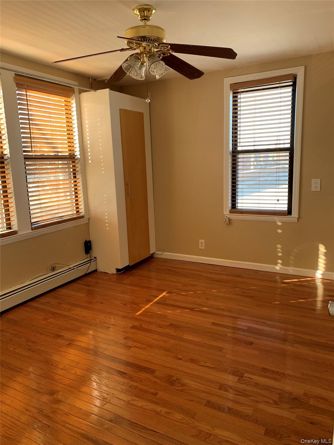 Single Family Paulding Avenue Bronx, NY 10469, MLS-1035550-18