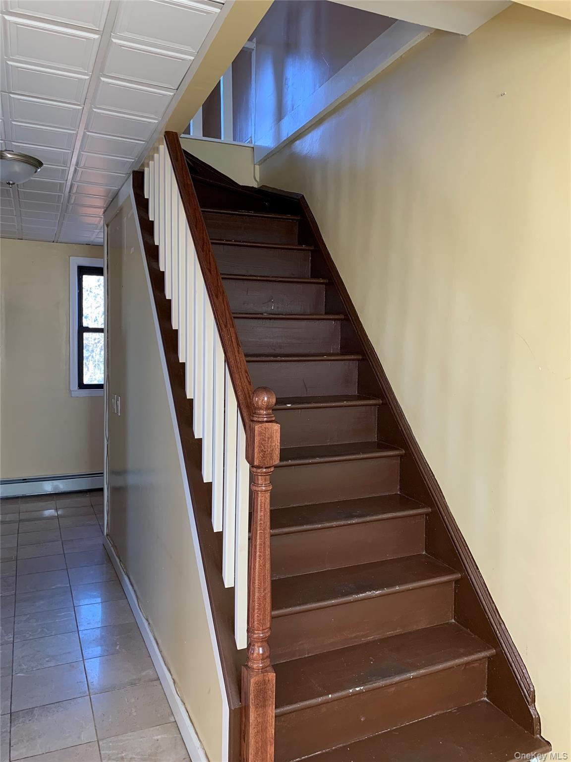 Single Family Paulding Avenue Bronx, NY 10469, MLS-1035550-20