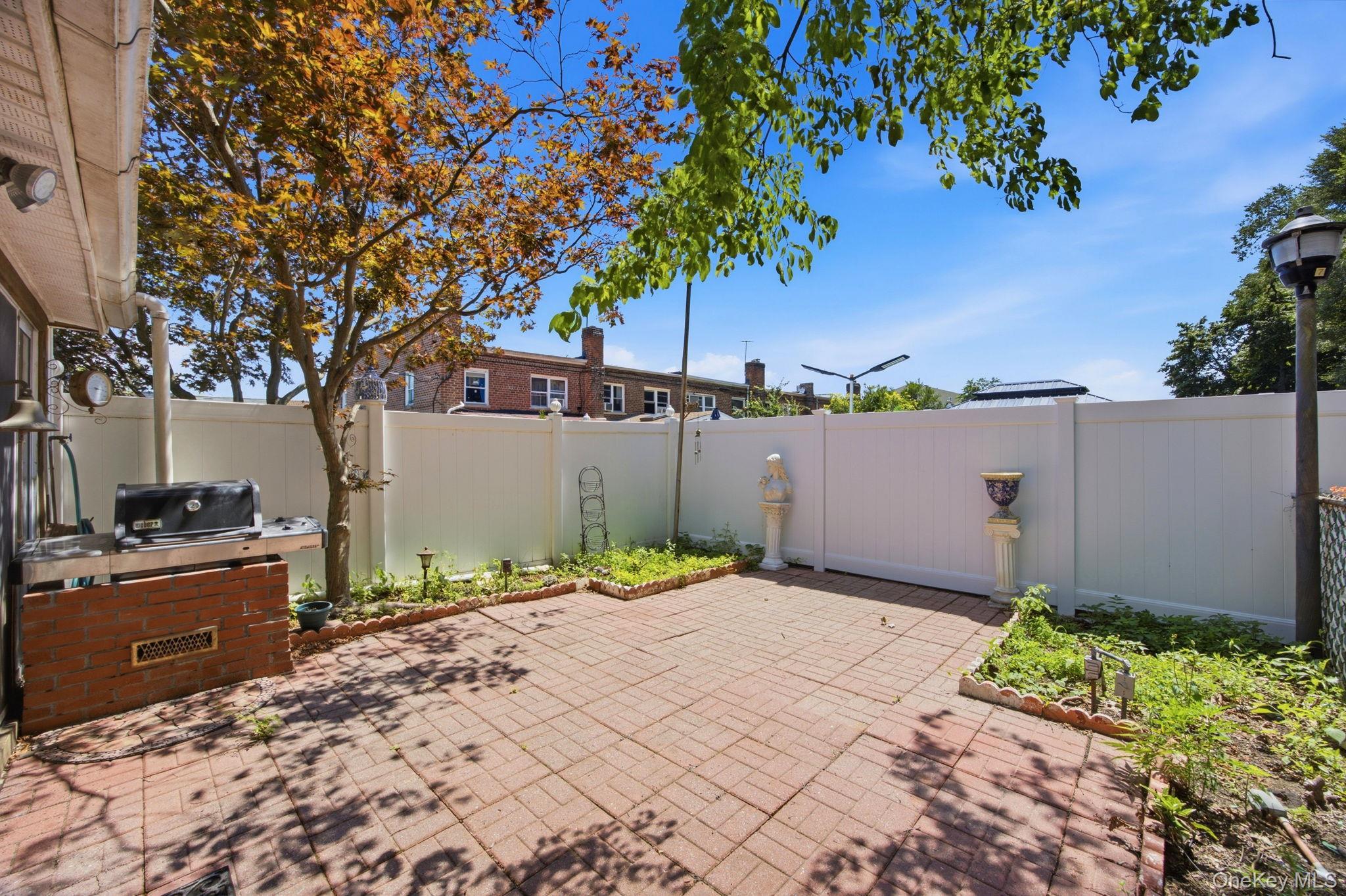 Single Family 133rd Avenue Queens, NY 11417, MLS-1035559-14