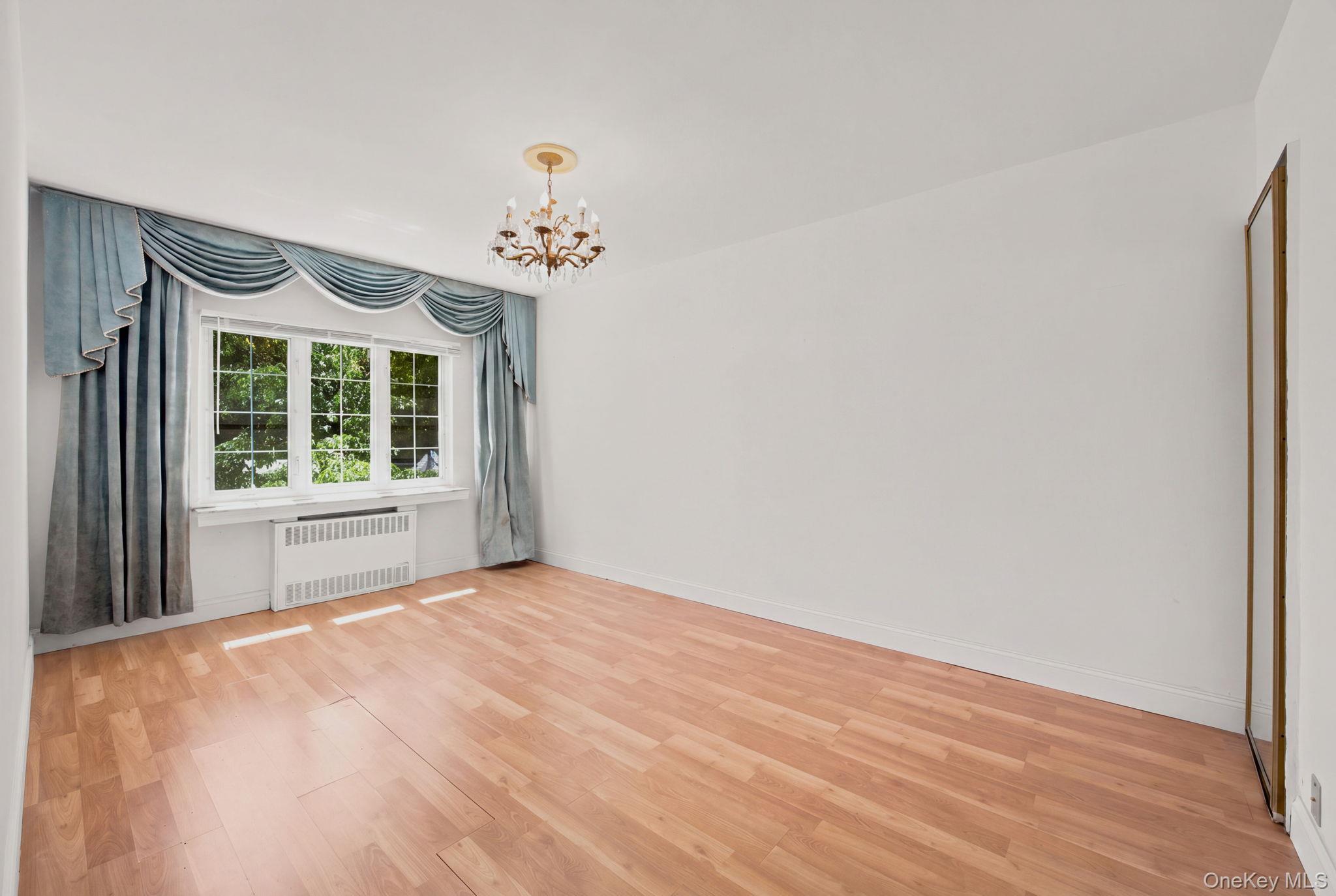 Single Family 133rd Avenue Queens, NY 11417, MLS-1035559-21