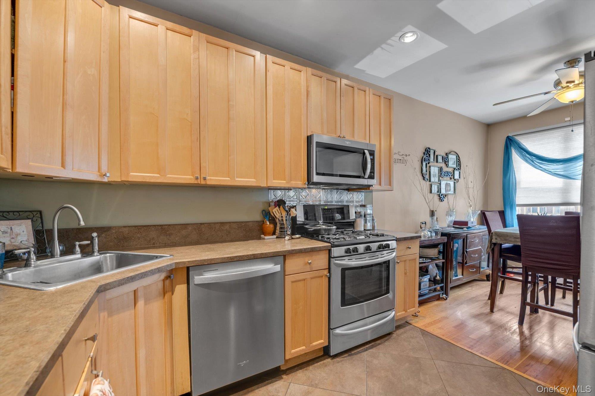 Single Family 58th Road  Queens, NY 11355, MLS-1035570-8