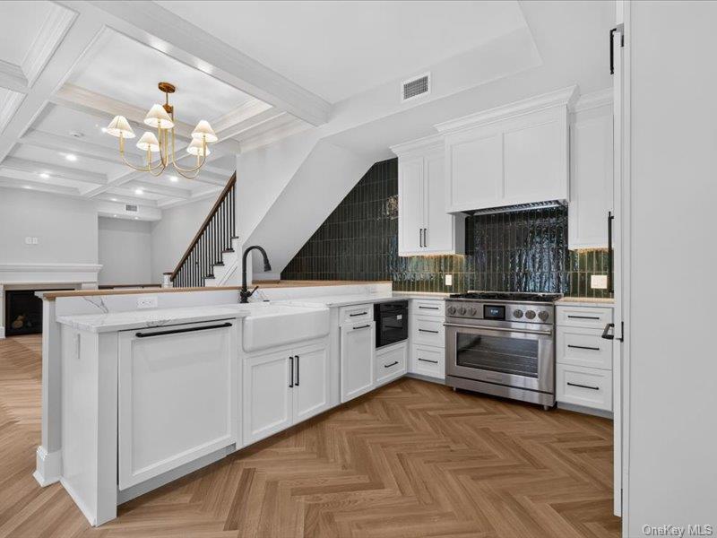 Single Family Regent Street  Out Of Area, NY 12866, MLS-1035579-17