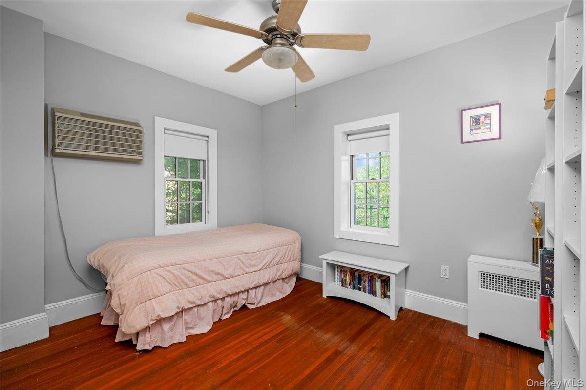 Single Family Netherland Avenue Bronx, NY 10463, MLS-1035581-13