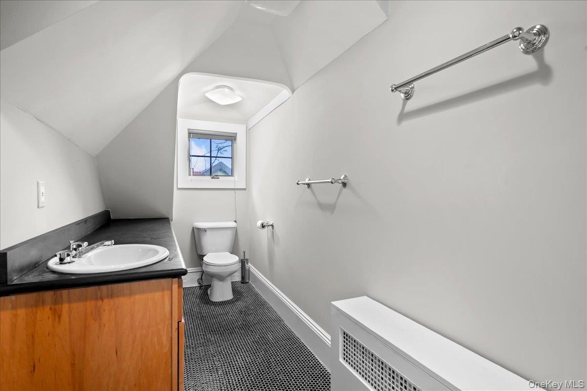 Single Family Netherland Avenue Bronx, NY 10463, MLS-1035581-16