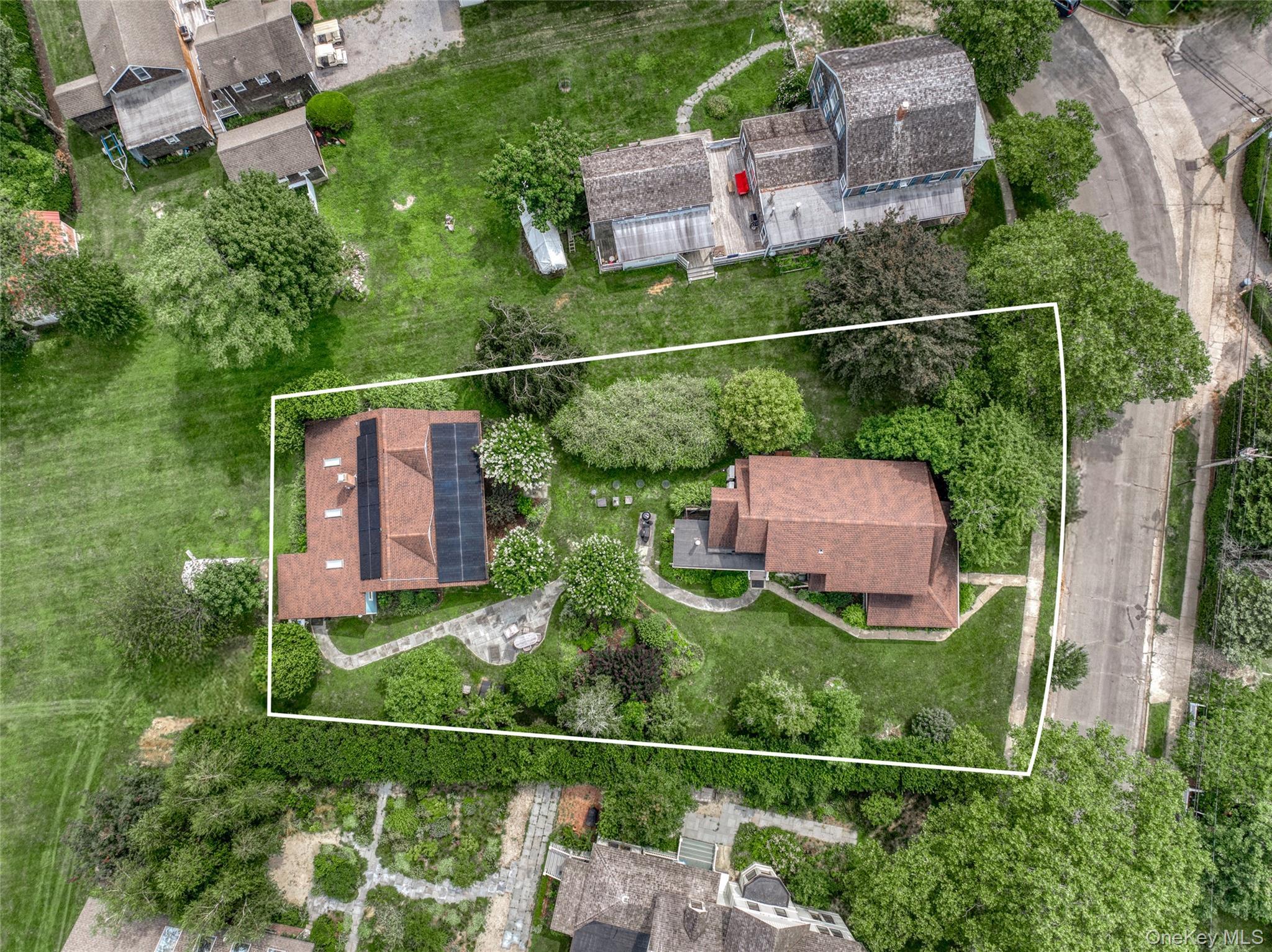 Single Family Village Lane Suffolk County, NY 11957, MLS-1035595-6