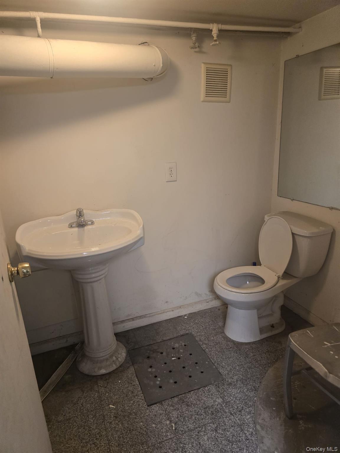 Single Family Pontiac Street  Queens, NY 11427, MLS-1035596-16
