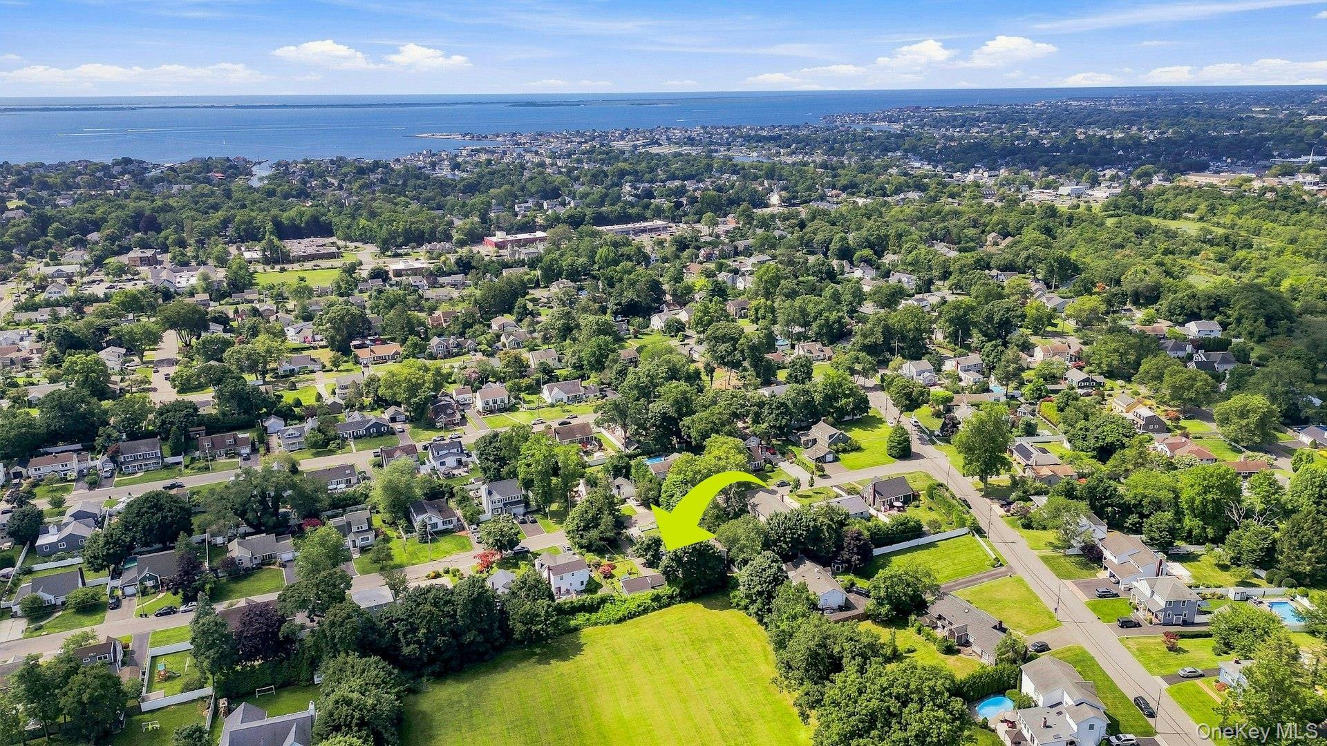 Single Family Sutton Court  Suffolk County, NY 11795, MLS-1035606-16