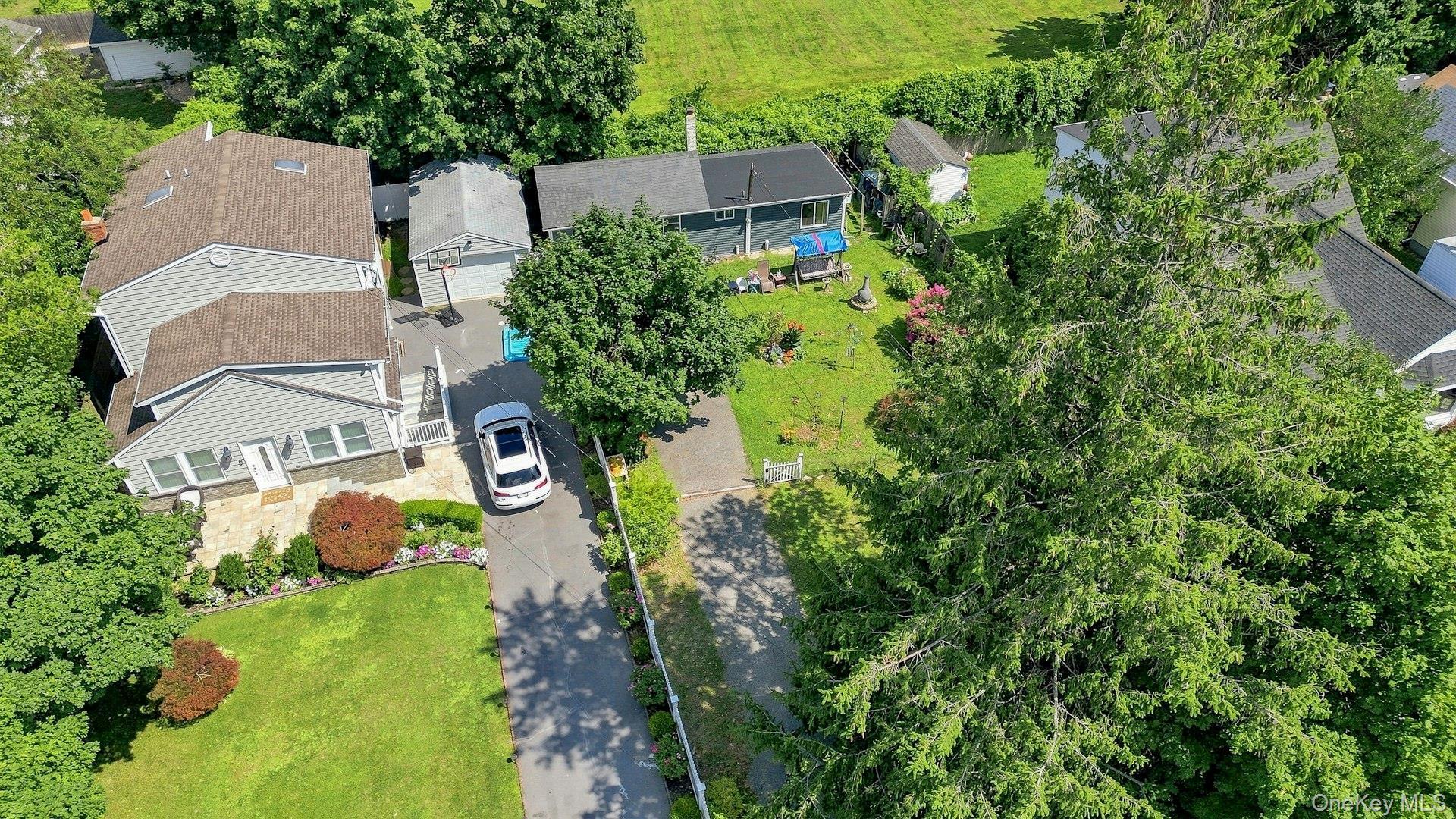 Single Family Sutton Court  Suffolk County, NY 11795, MLS-1035606-24