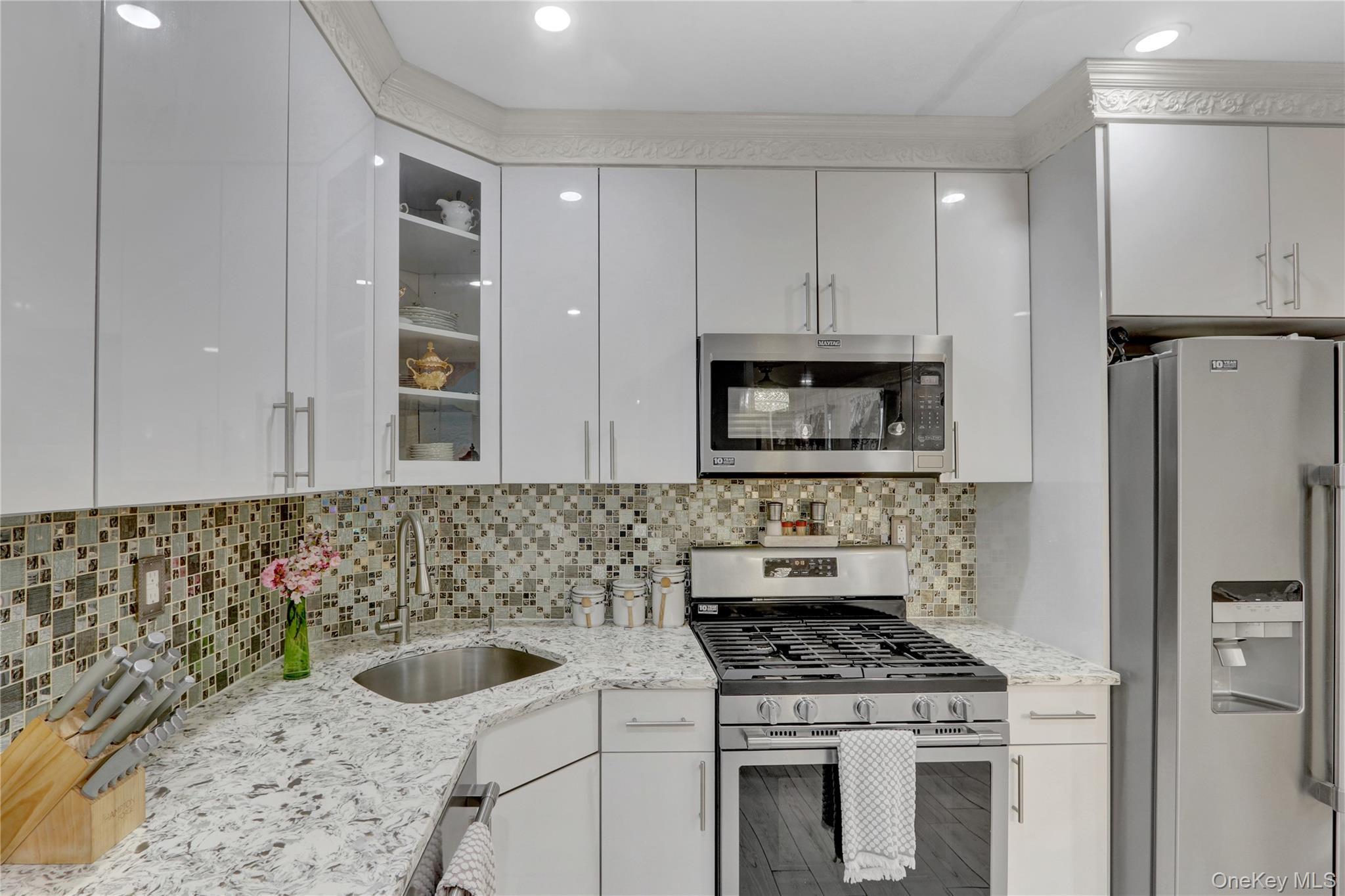 Single Family 117th Street  Queens, NY 11419, MLS-1035609-11