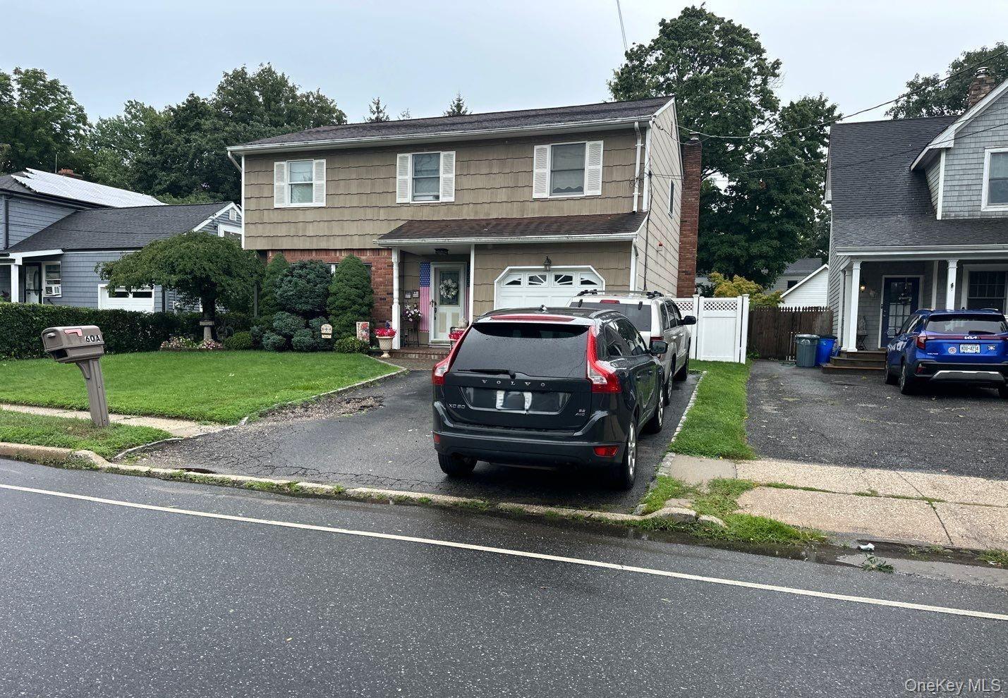 Single Family Maplewood Road  Suffolk County, NY 11746, MLS-1035610-4