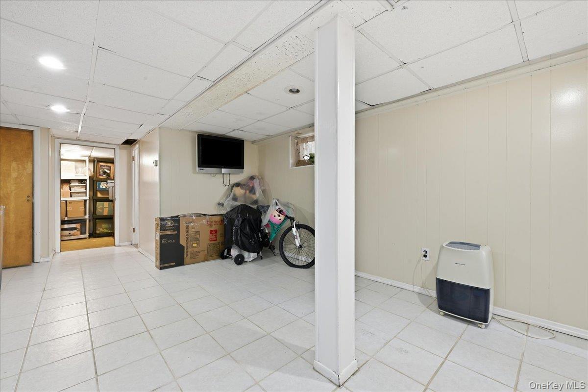 Single Family 79th Place  Queens, NY 11385, MLS-1035637-14
