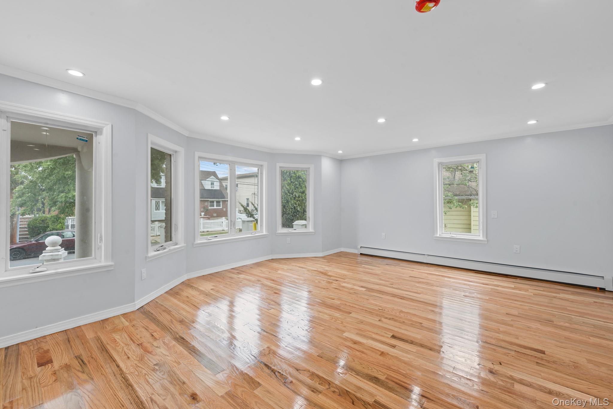 Single Family 138th Road  Queens, NY 11413, MLS-1035650-6