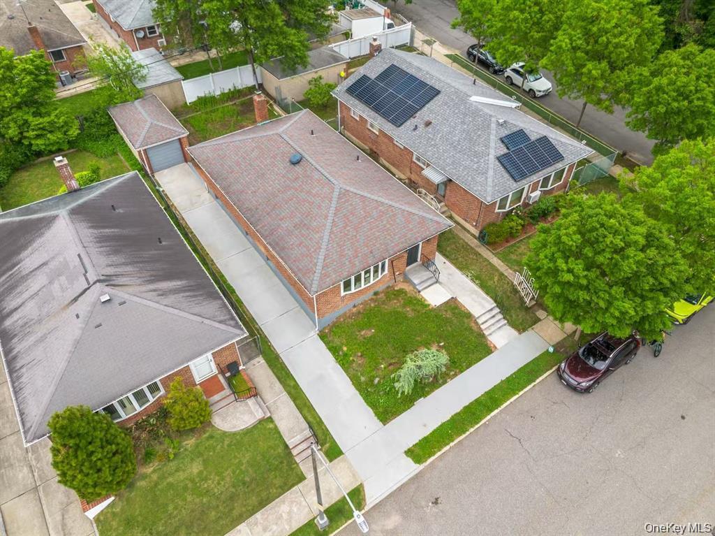Single Family 76th Road  Queens, NY 11364, MLS-1035655-14