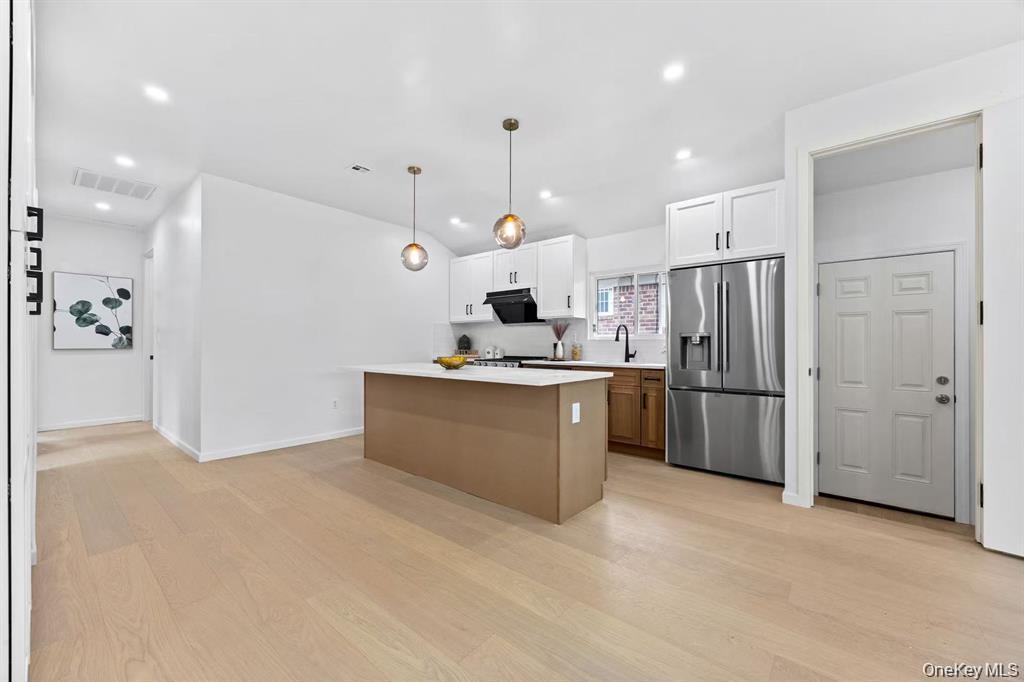 Single Family 76th Road  Queens, NY 11364, MLS-1035655-6