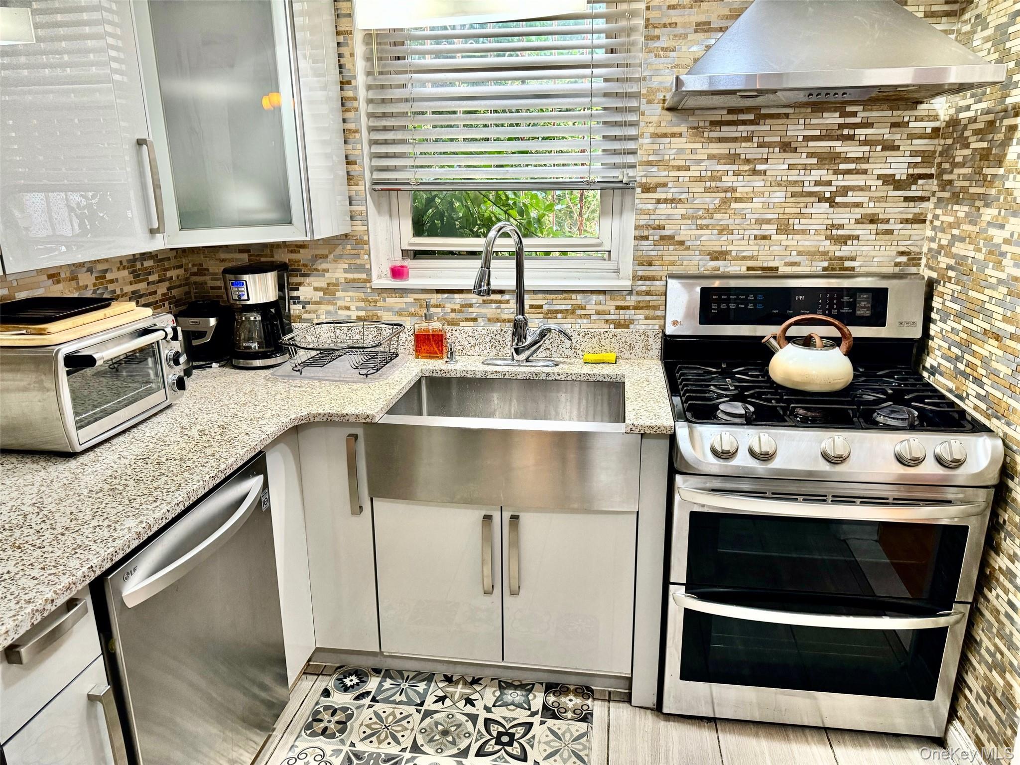 Single Family 31st Avenue Queens, NY 11369, MLS-1035658-5