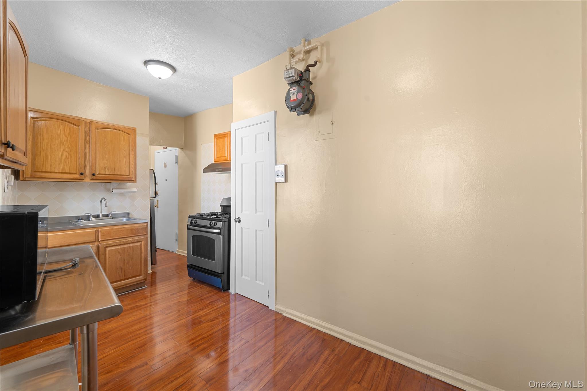 Coop Jerome Avenue  Bronx, NY 10452, MLS-1035663-8