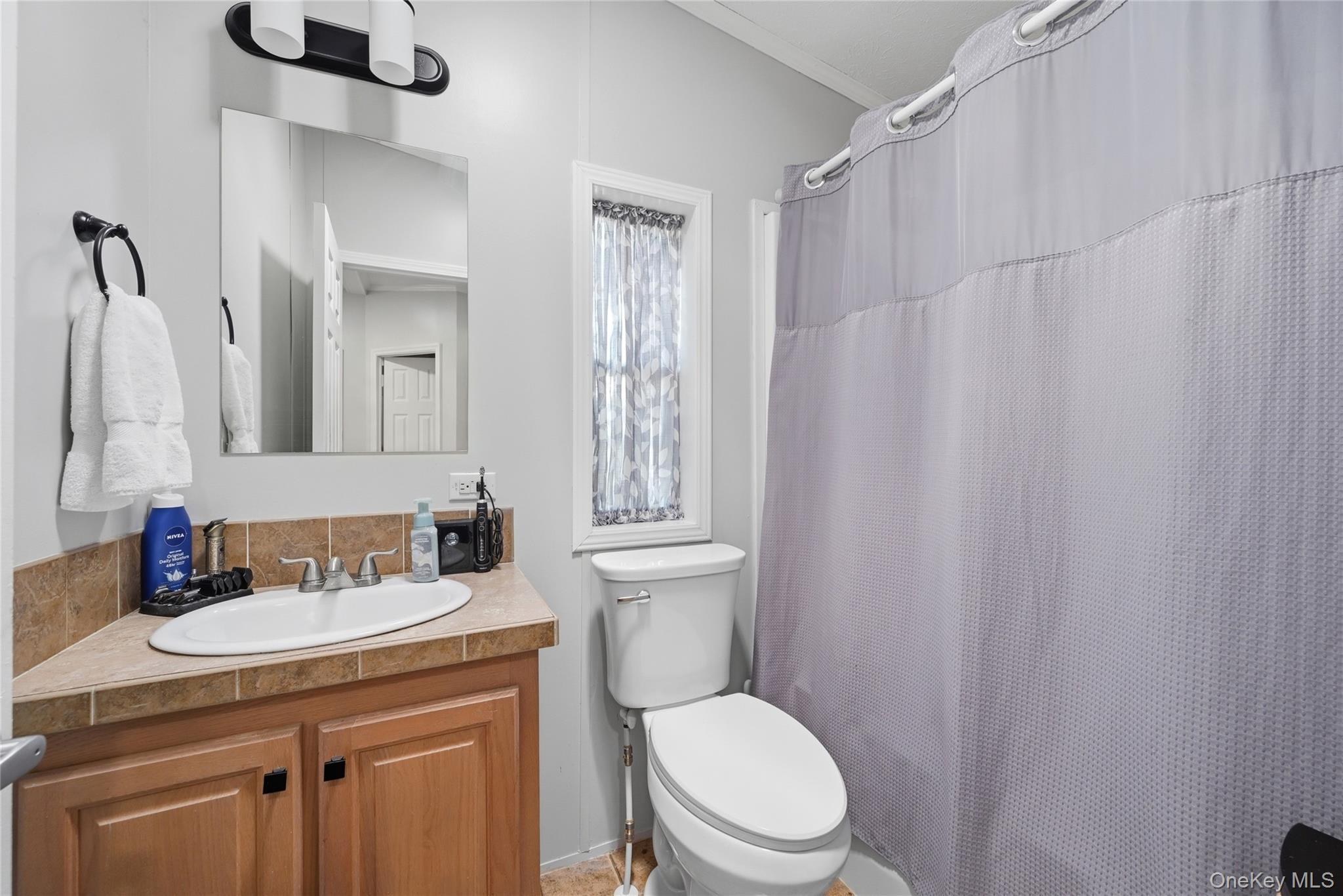 Single Family Hubbard Avenue  Suffolk County, NY 11901, MLS-1035667-21