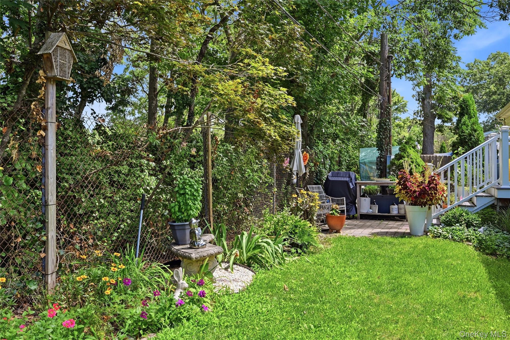 Single Family Hubbard Avenue  Suffolk County, NY 11901, MLS-1035667-32