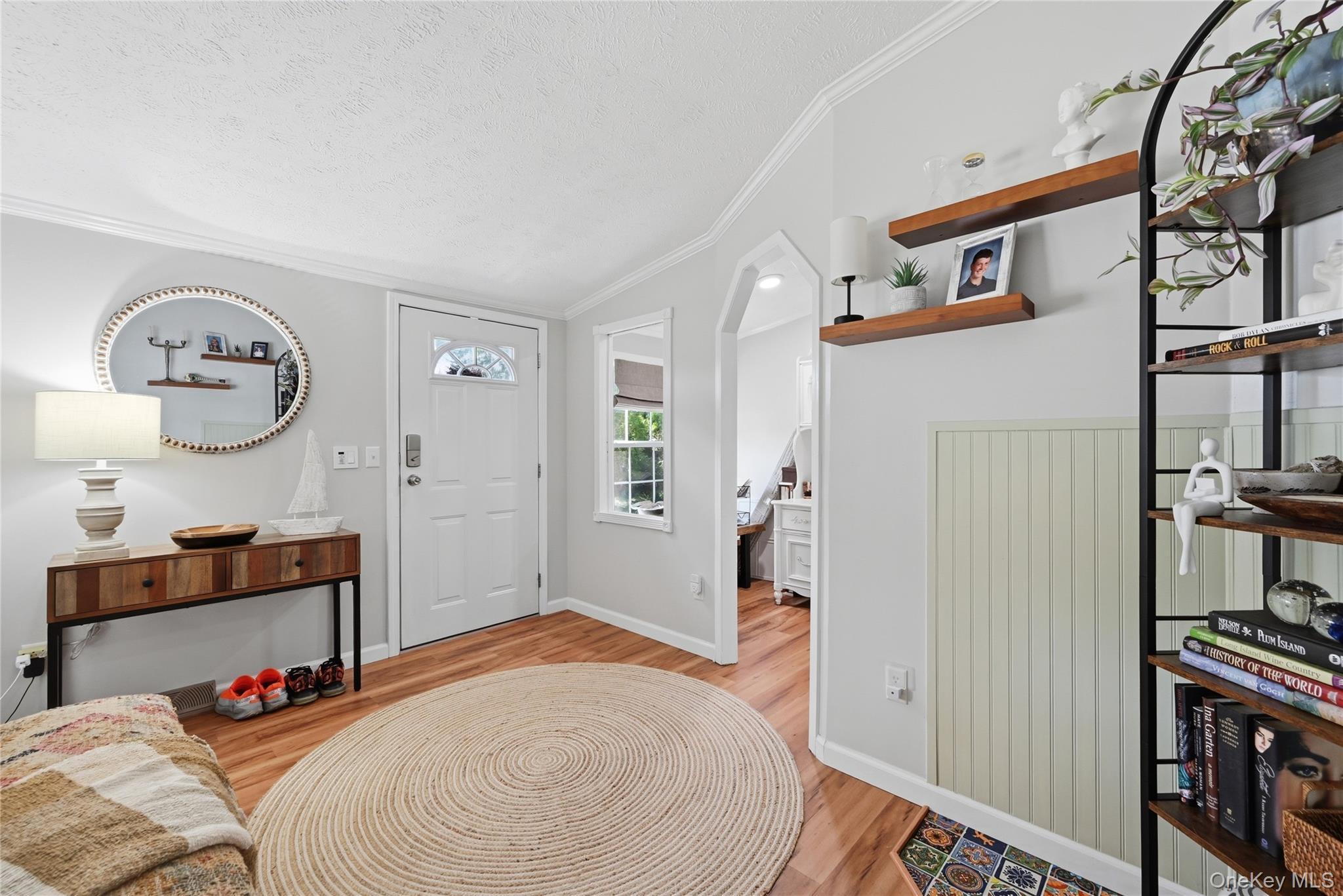 Single Family Hubbard Avenue  Suffolk County, NY 11901, MLS-1035667-9