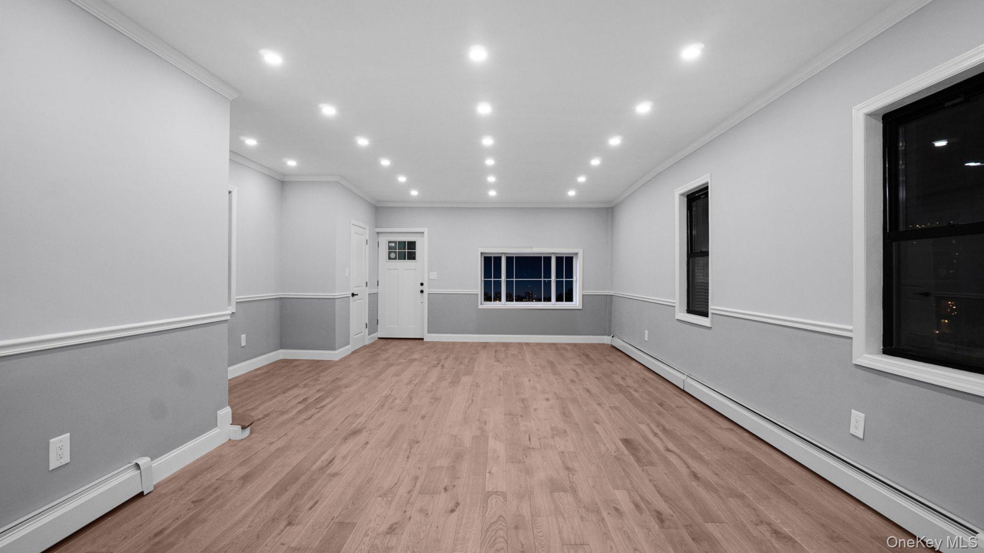 Single Family E 238th Street Bronx, NY 10470, MLS-1035680-10