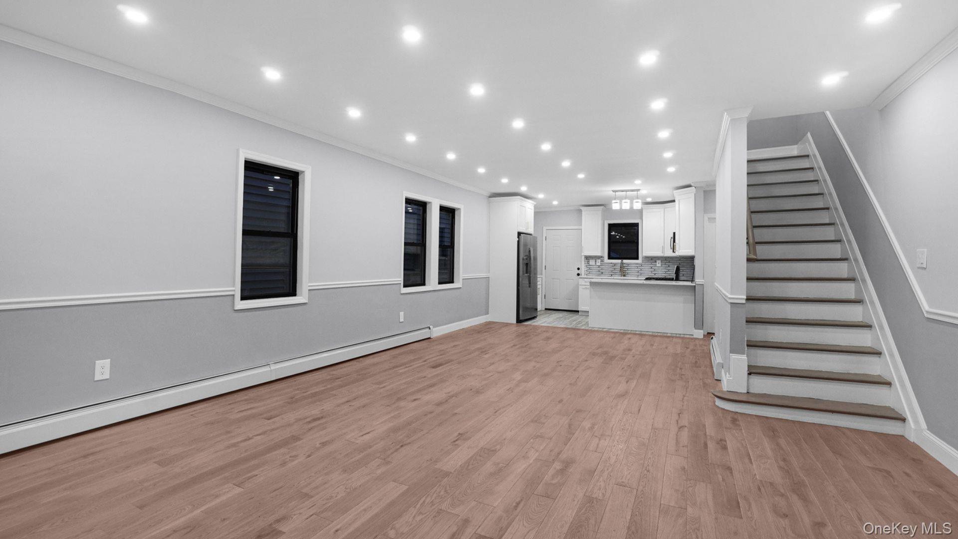 Single Family E 238th Street Bronx, NY 10470, MLS-1035680-11