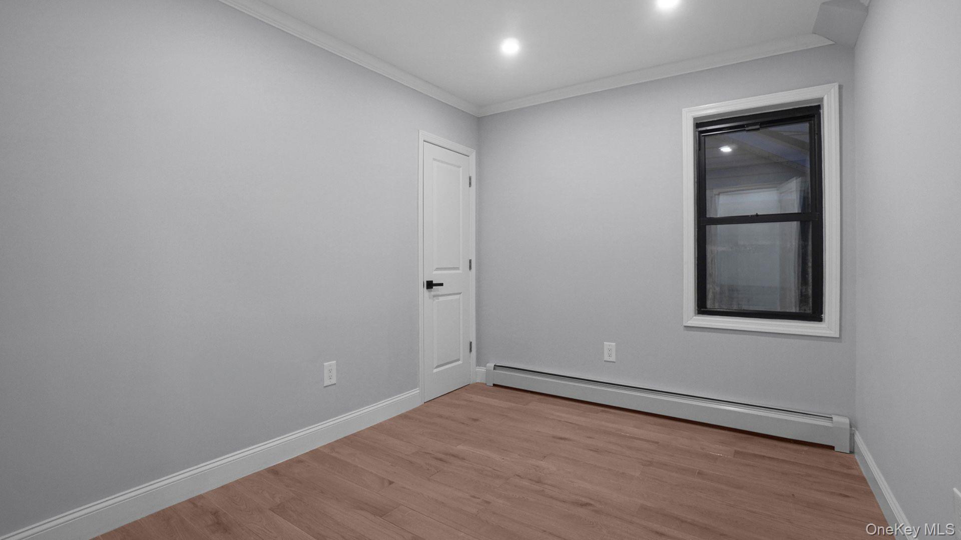 Single Family E 238th Street Bronx, NY 10470, MLS-1035680-14