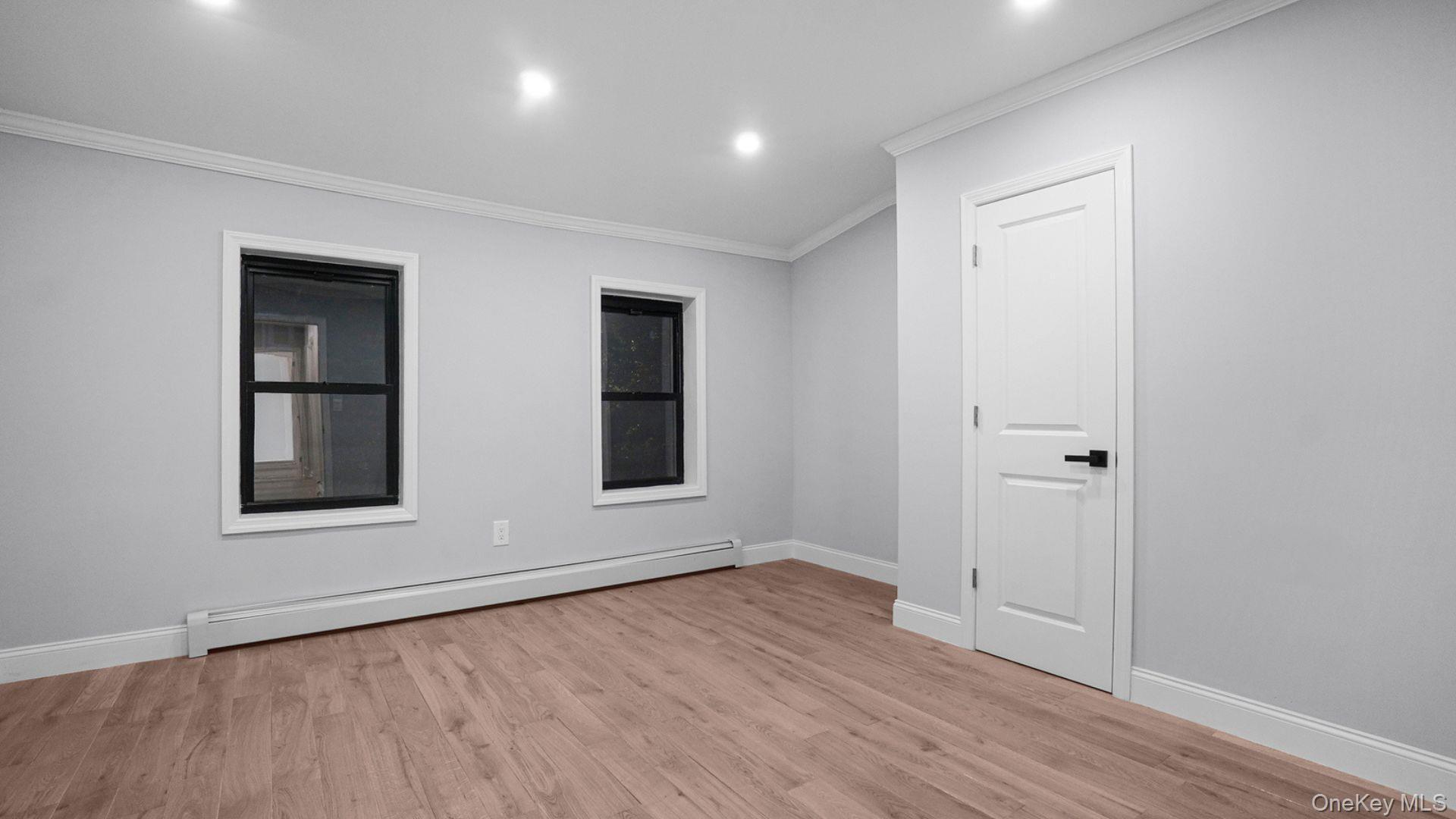Single Family E 238th Street Bronx, NY 10470, MLS-1035680-15