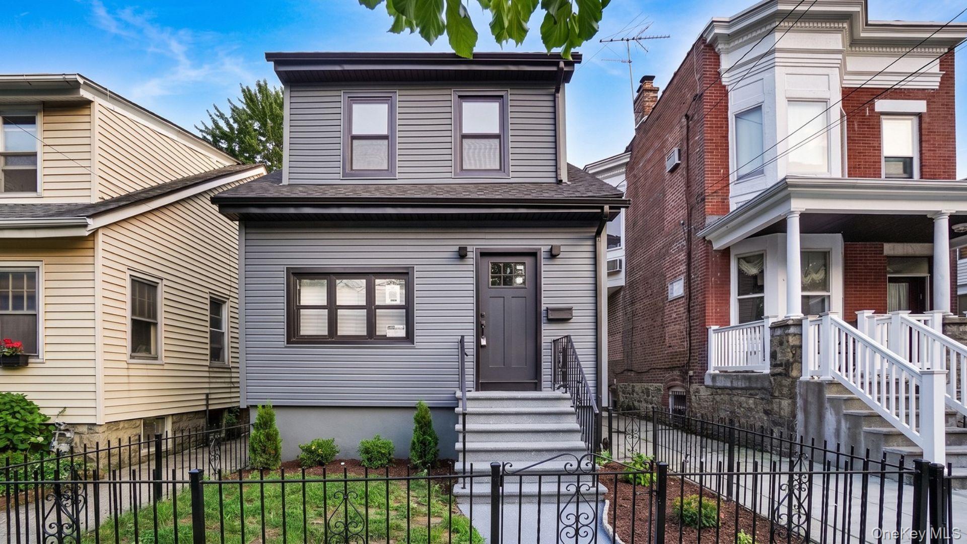 Single Family E 238th Street Bronx, NY 10470, MLS-1035680-22