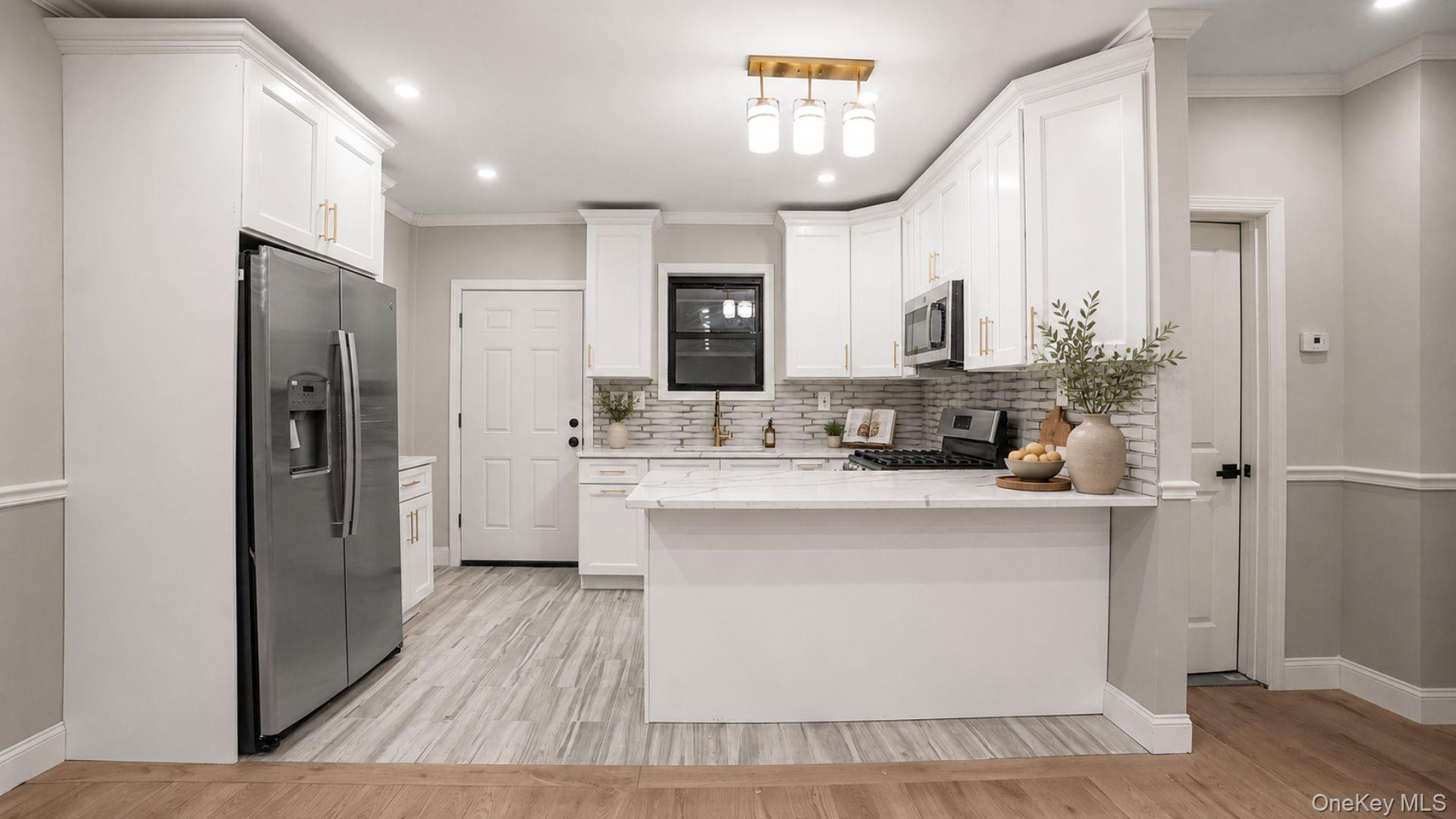 Single Family E 238th Street Bronx, NY 10470, MLS-1035680-5