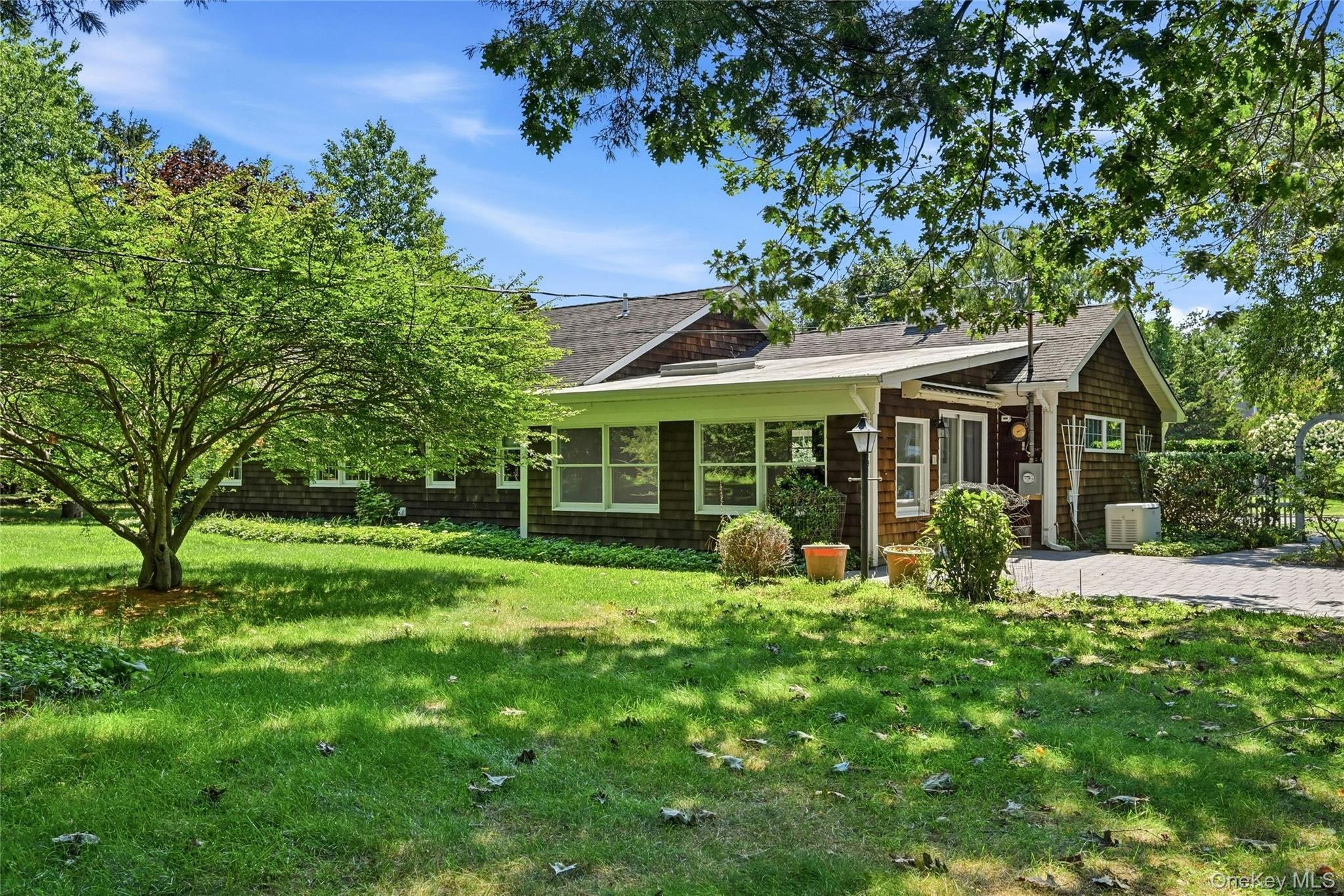 Single Family Uhl Lane Suffolk County, NY 11957, MLS-1035706-18
