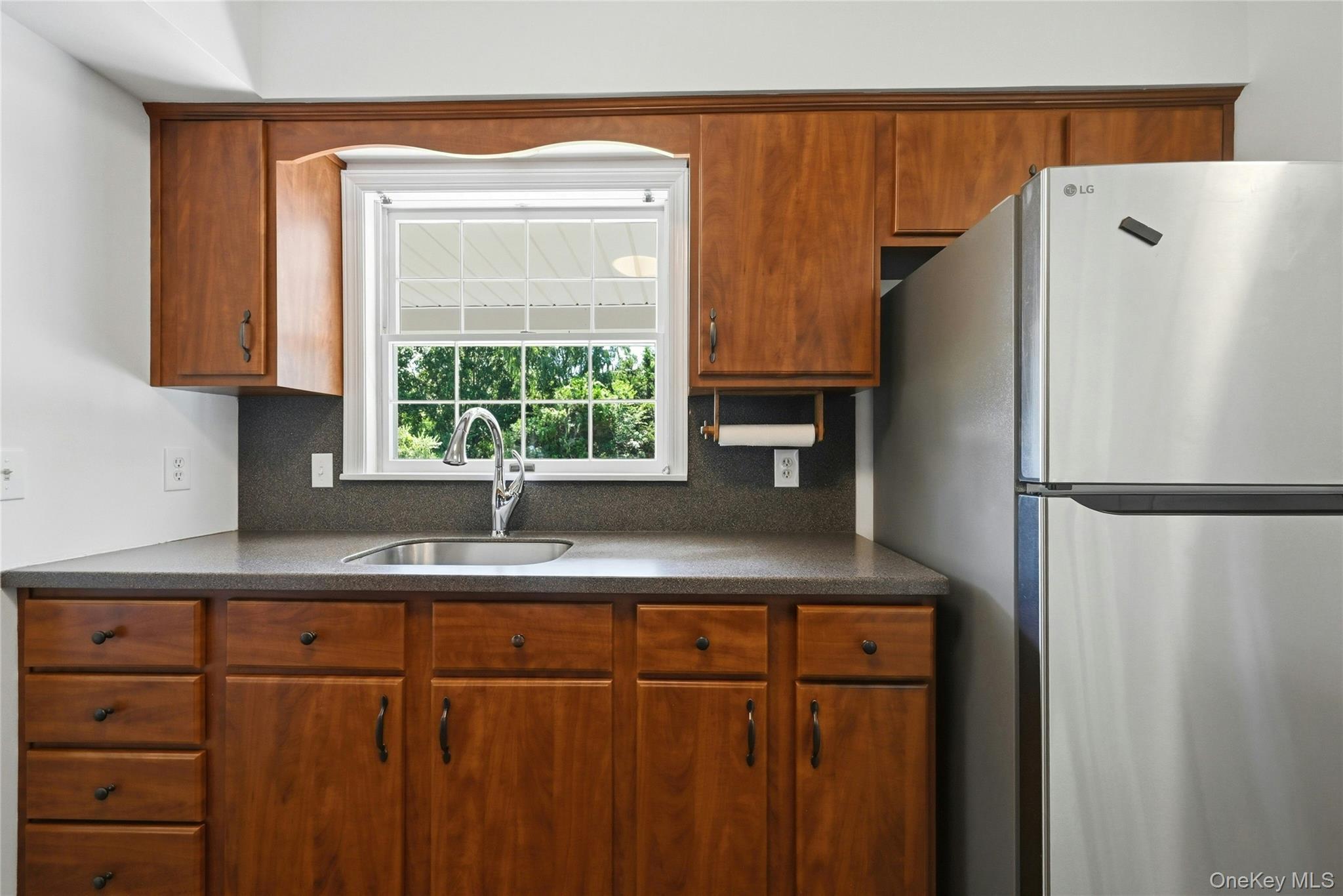 Single Family Uhl Lane Suffolk County, NY 11957, MLS-1035706-8