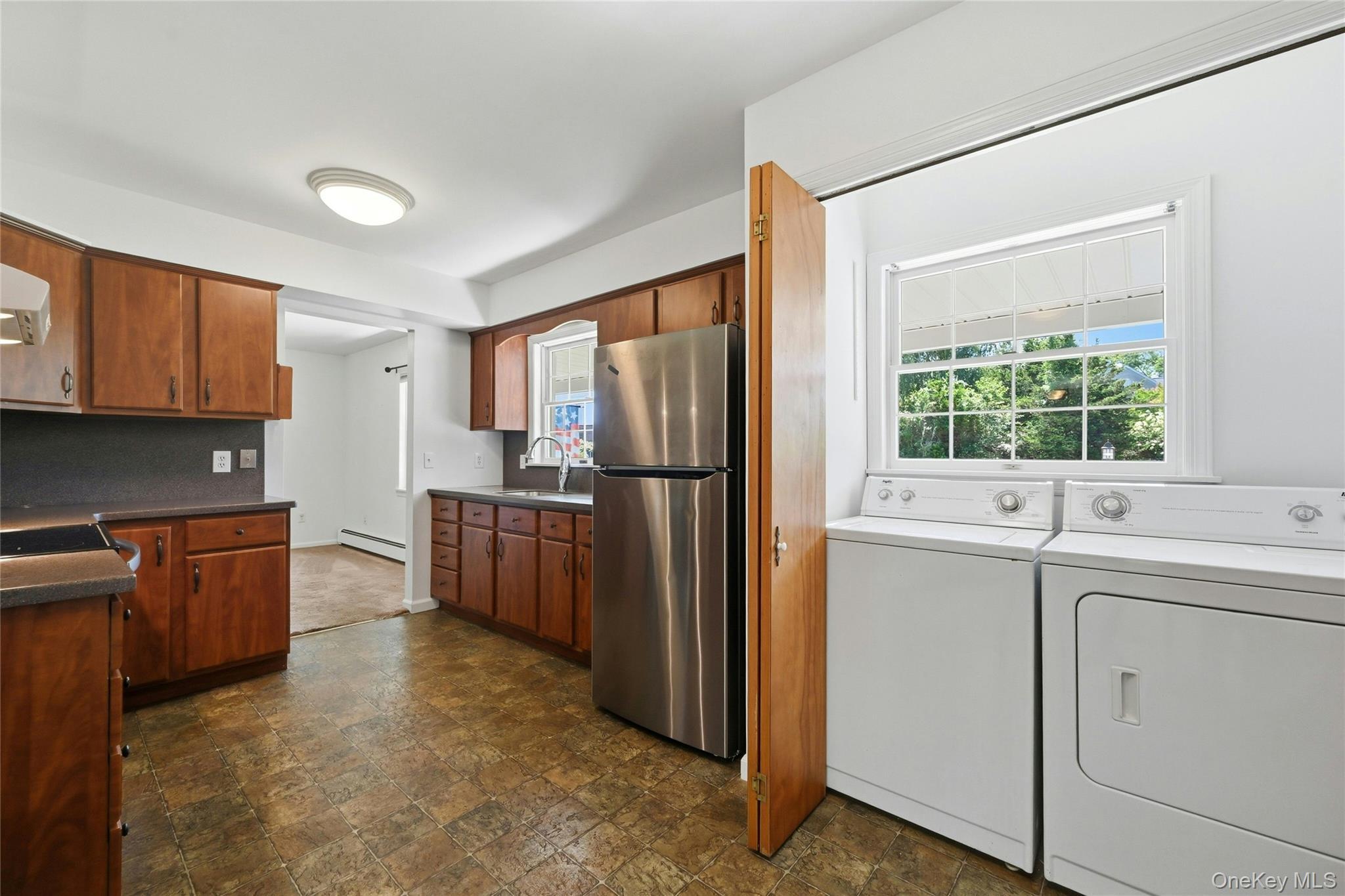 Single Family Uhl Lane Suffolk County, NY 11957, MLS-1035706-9