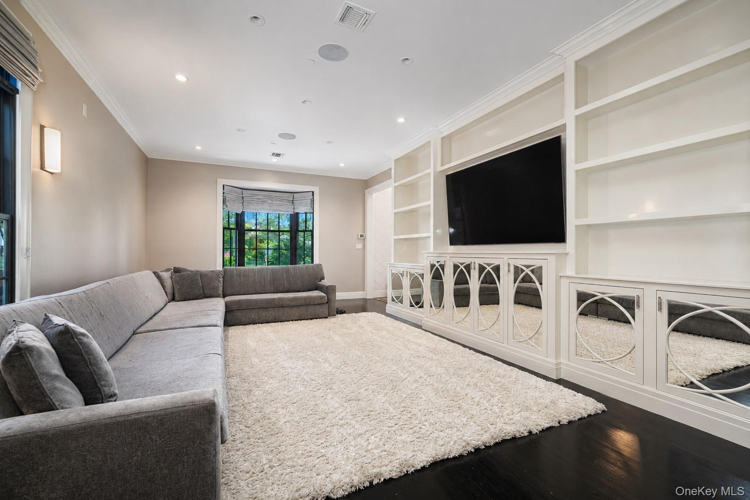 Single Family Durges Street Staten Island, NY 10304, MLS-1035710-20