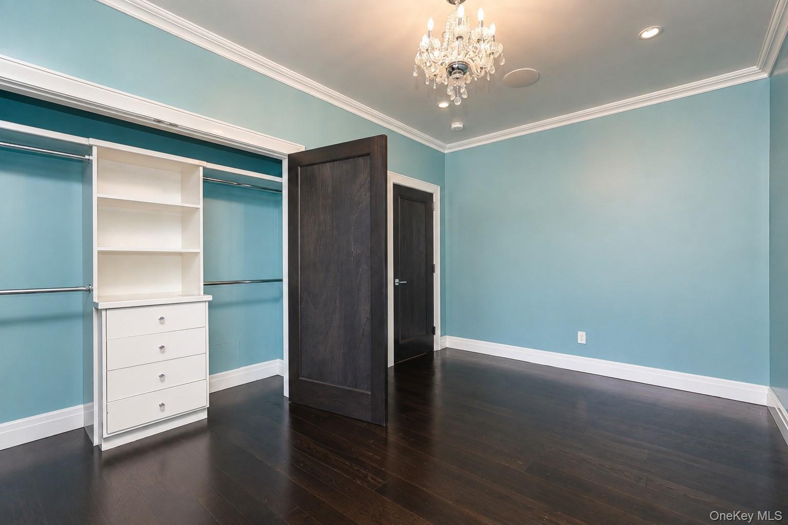 Single Family Durges Street Staten Island, NY 10304, MLS-1035710-39