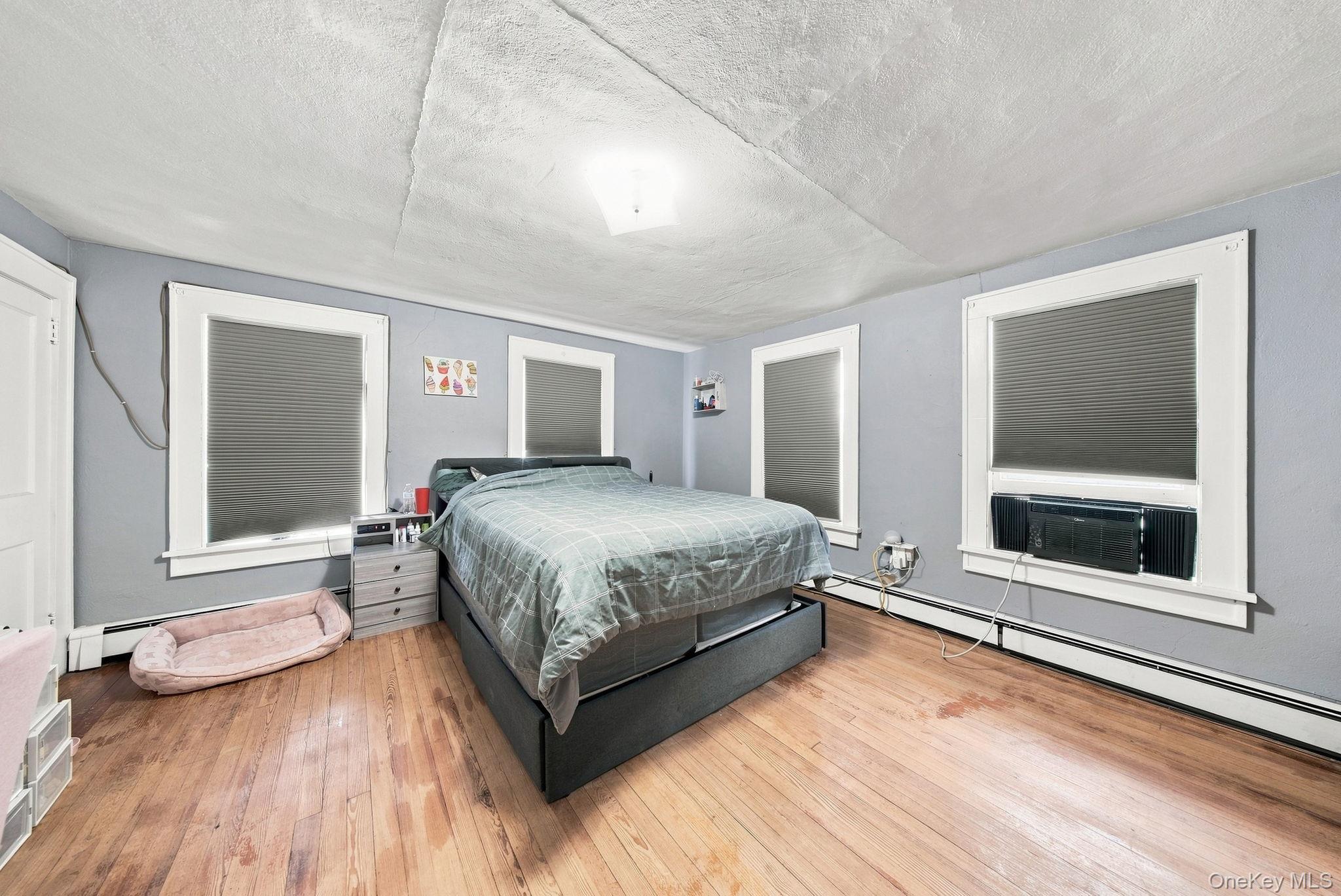 Single Family Sunnyside Avenue  Orange County, NY 10940, MLS-1035711-13