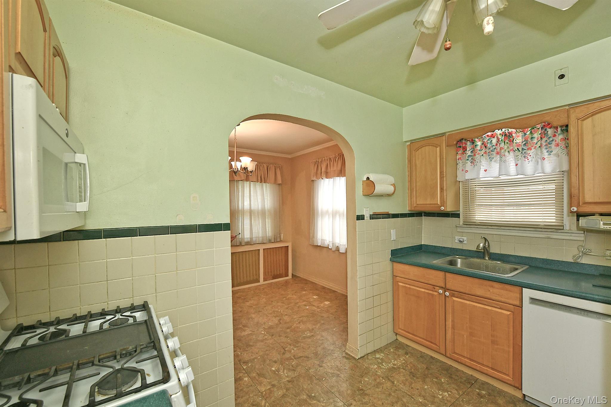 Single Family 219th Street Queens, NY 11364, MLS-1035721-11