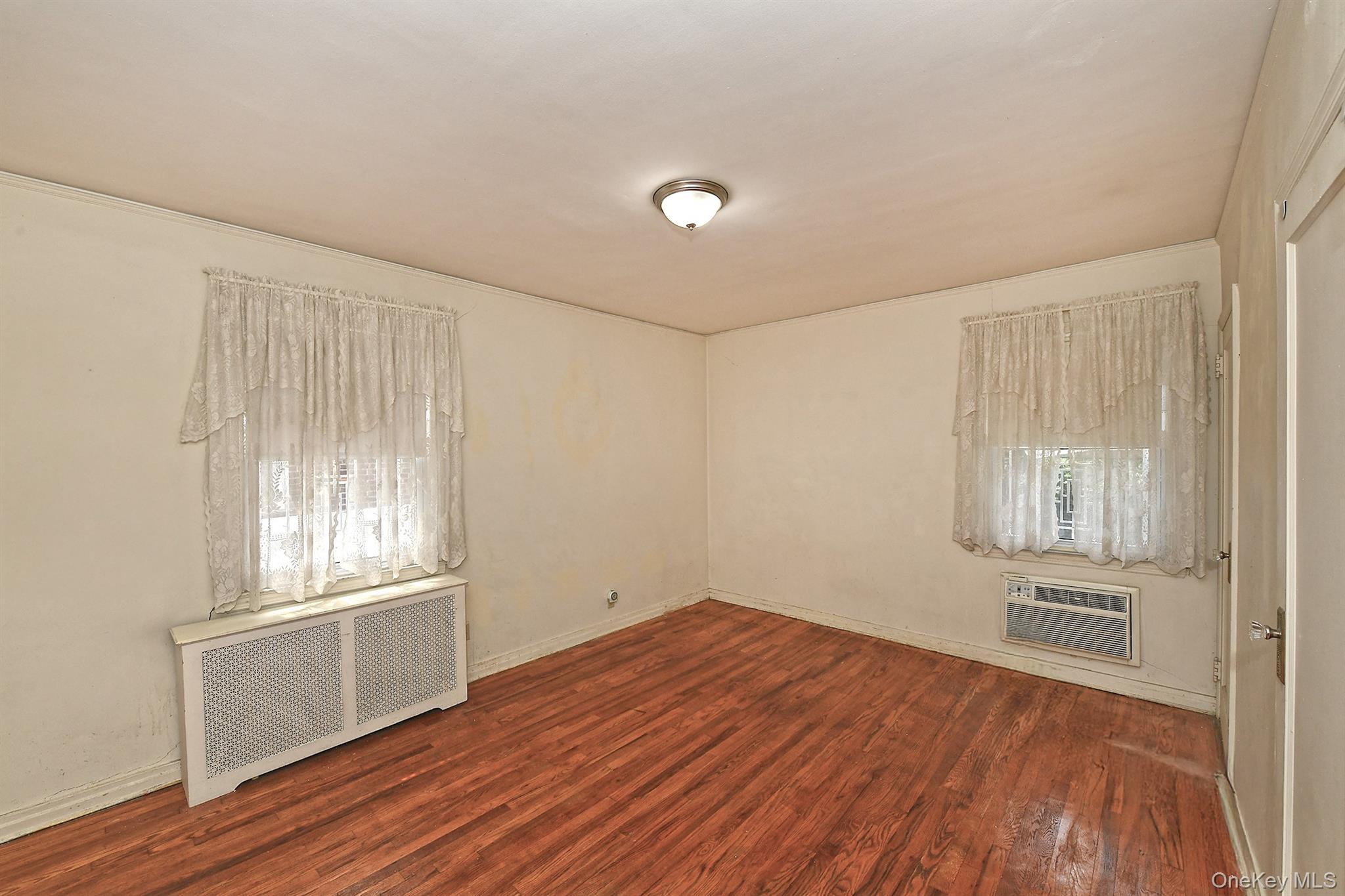 Single Family 219th Street Queens, NY 11364, MLS-1035721-14