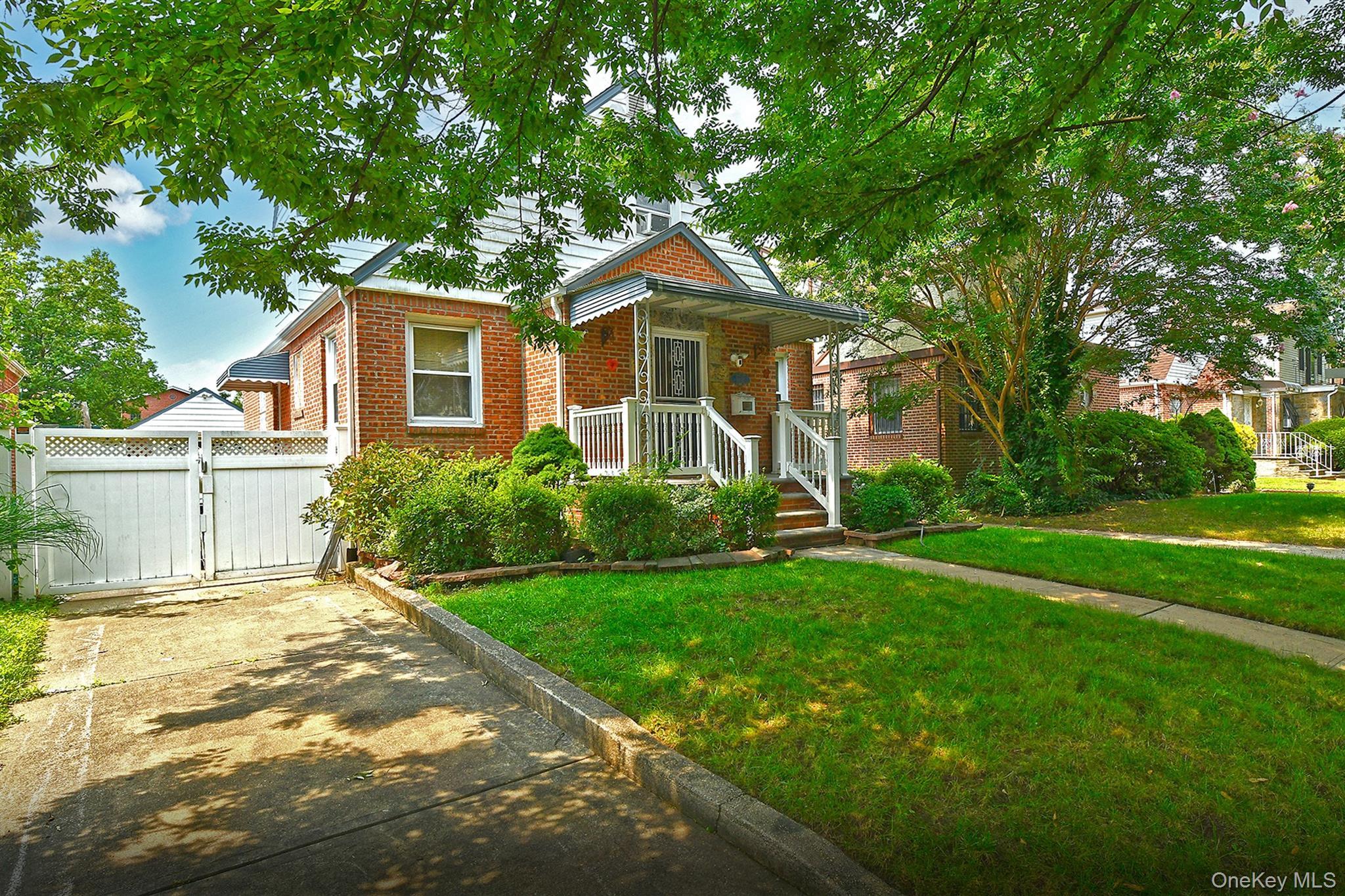 Single Family 219th Street Queens, NY 11364, MLS-1035721-2