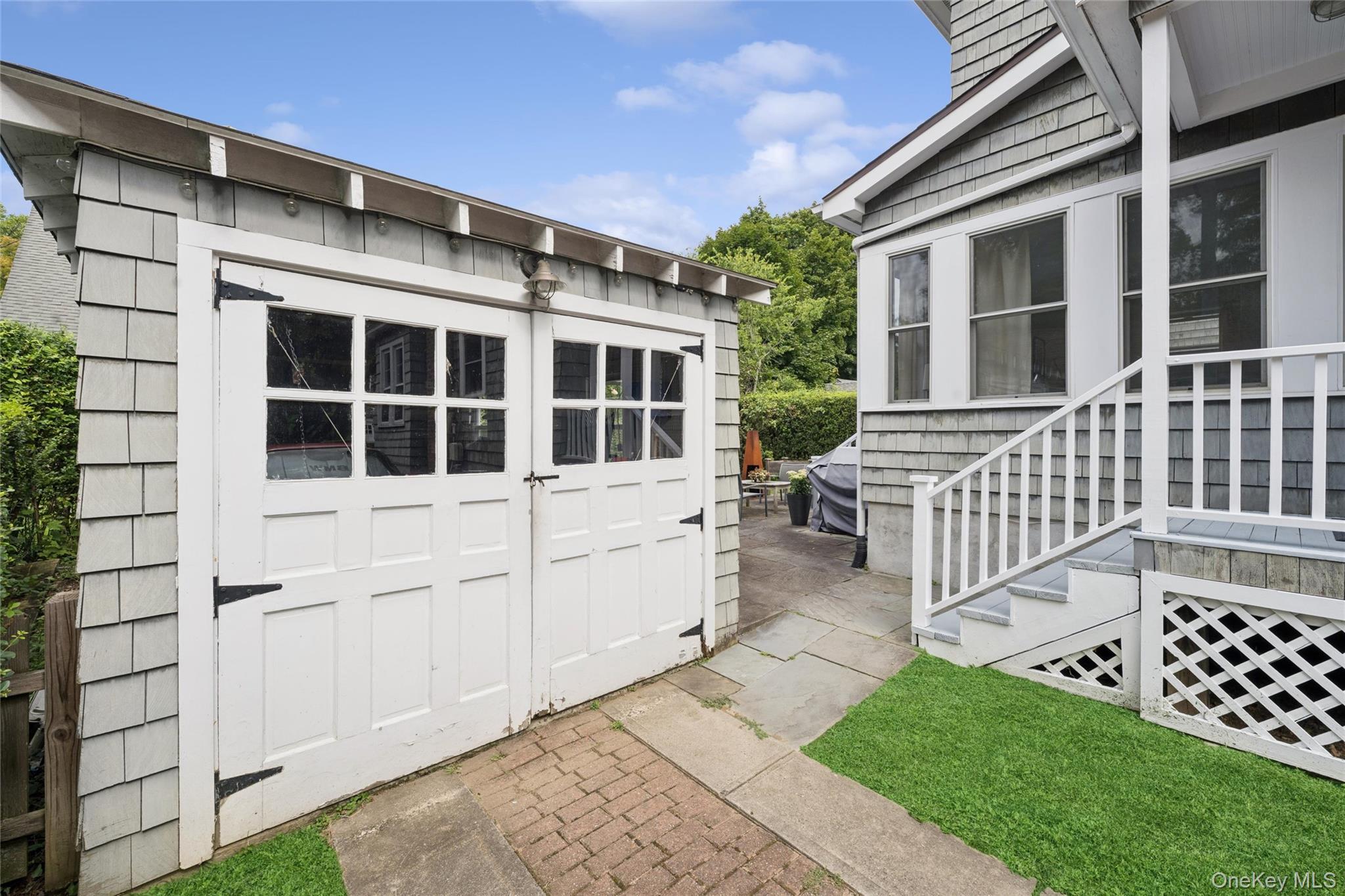 Single Family Rosedale Avenue  Westchester County, NY 10706, MLS-1035736-23
