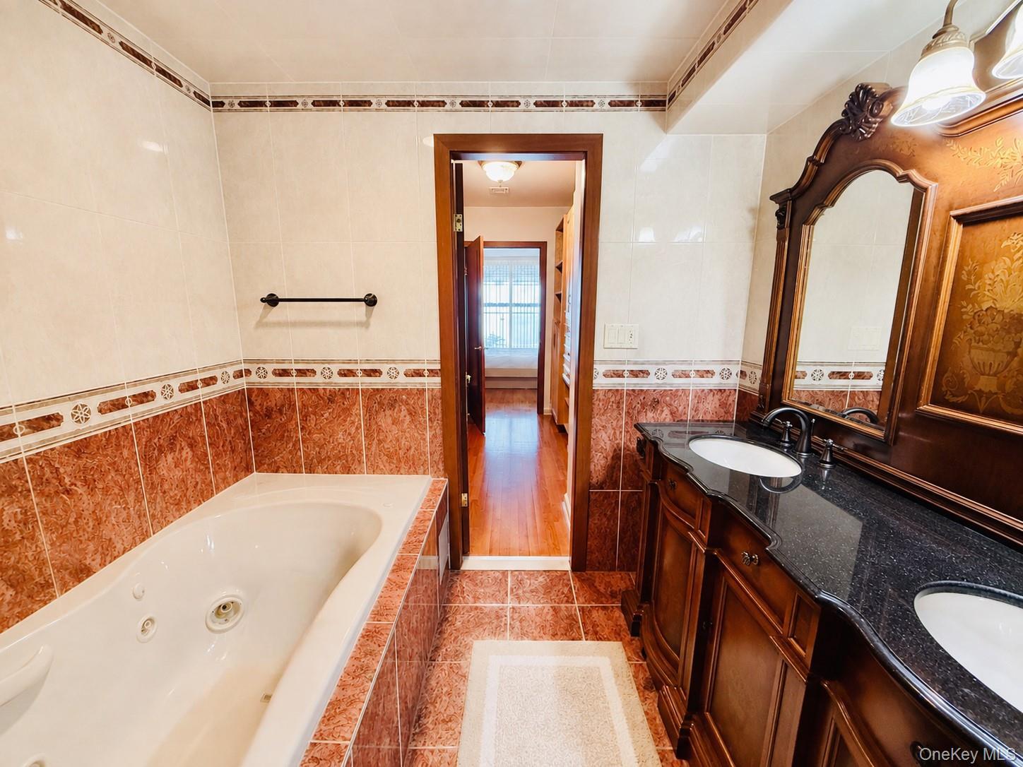 Single Family Dean Avenue  Bronx, NY 10465, MLS-1035762-15