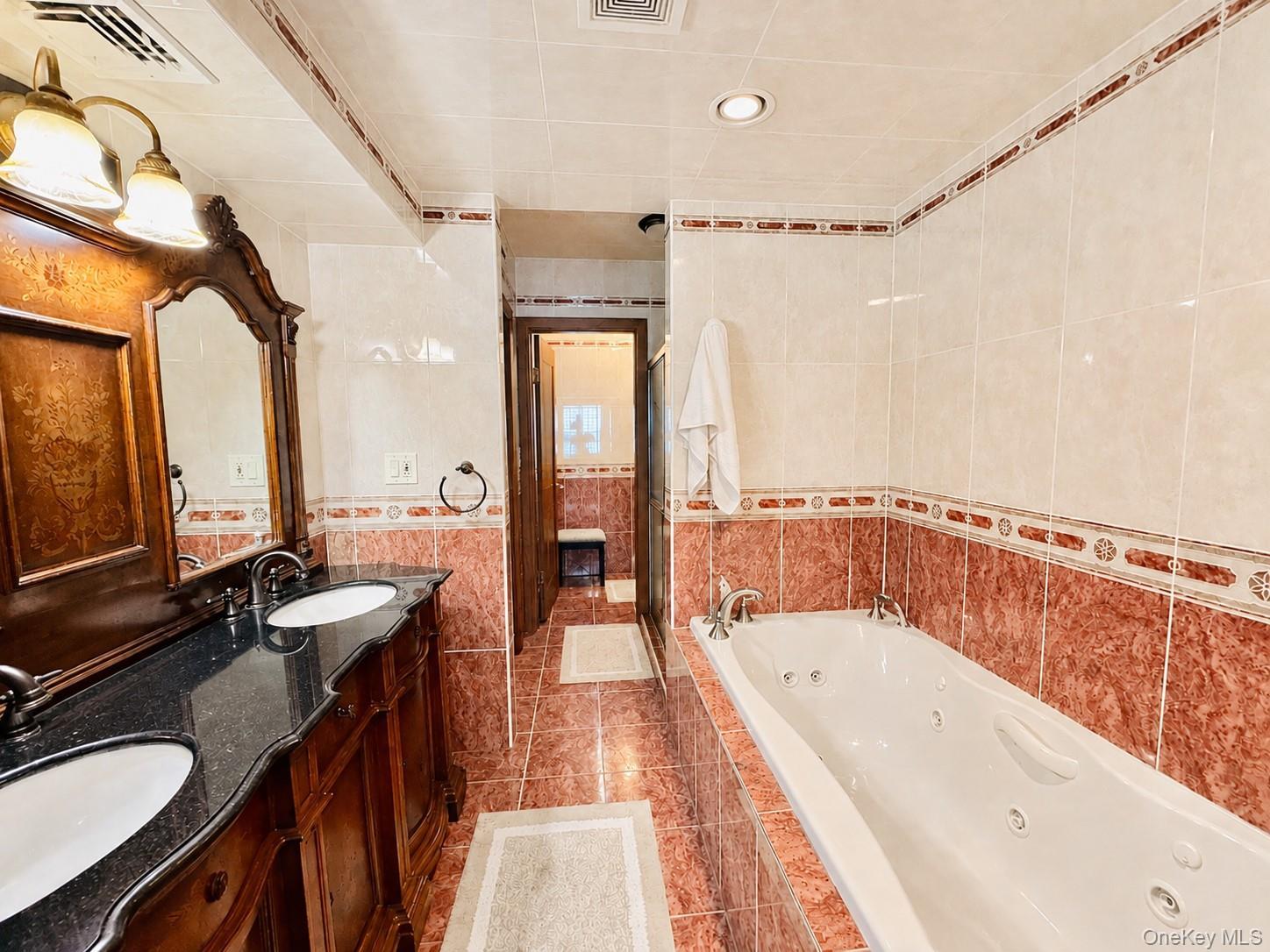 Single Family Dean Avenue  Bronx, NY 10465, MLS-1035762-16