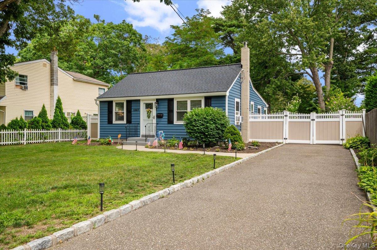 Single Family Peters Boulevard Suffolk County, NY 11706, MLS-1035792-2