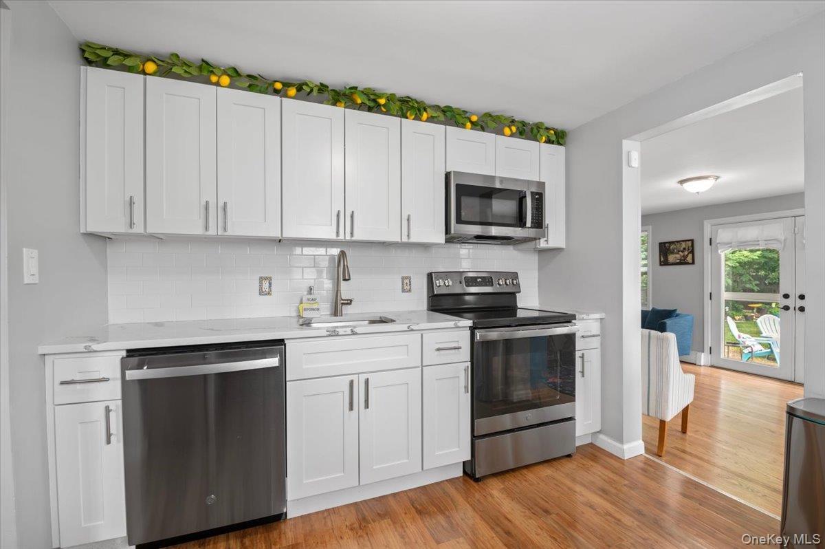 Single Family Peters Boulevard Suffolk County, NY 11706, MLS-1035792-9