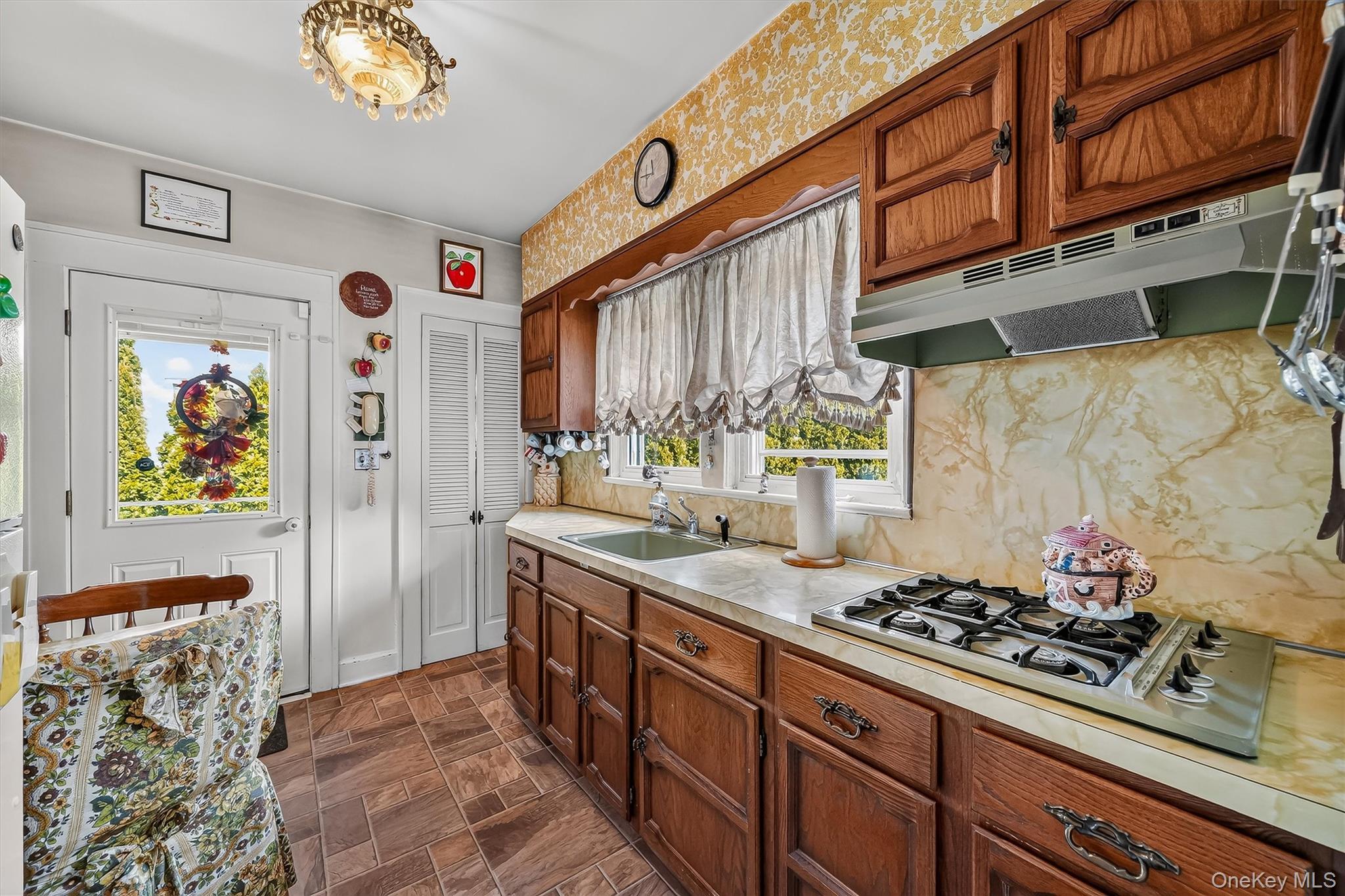 Single Family Woodland Avenue Westchester County, NY 10573, MLS-1035795-18