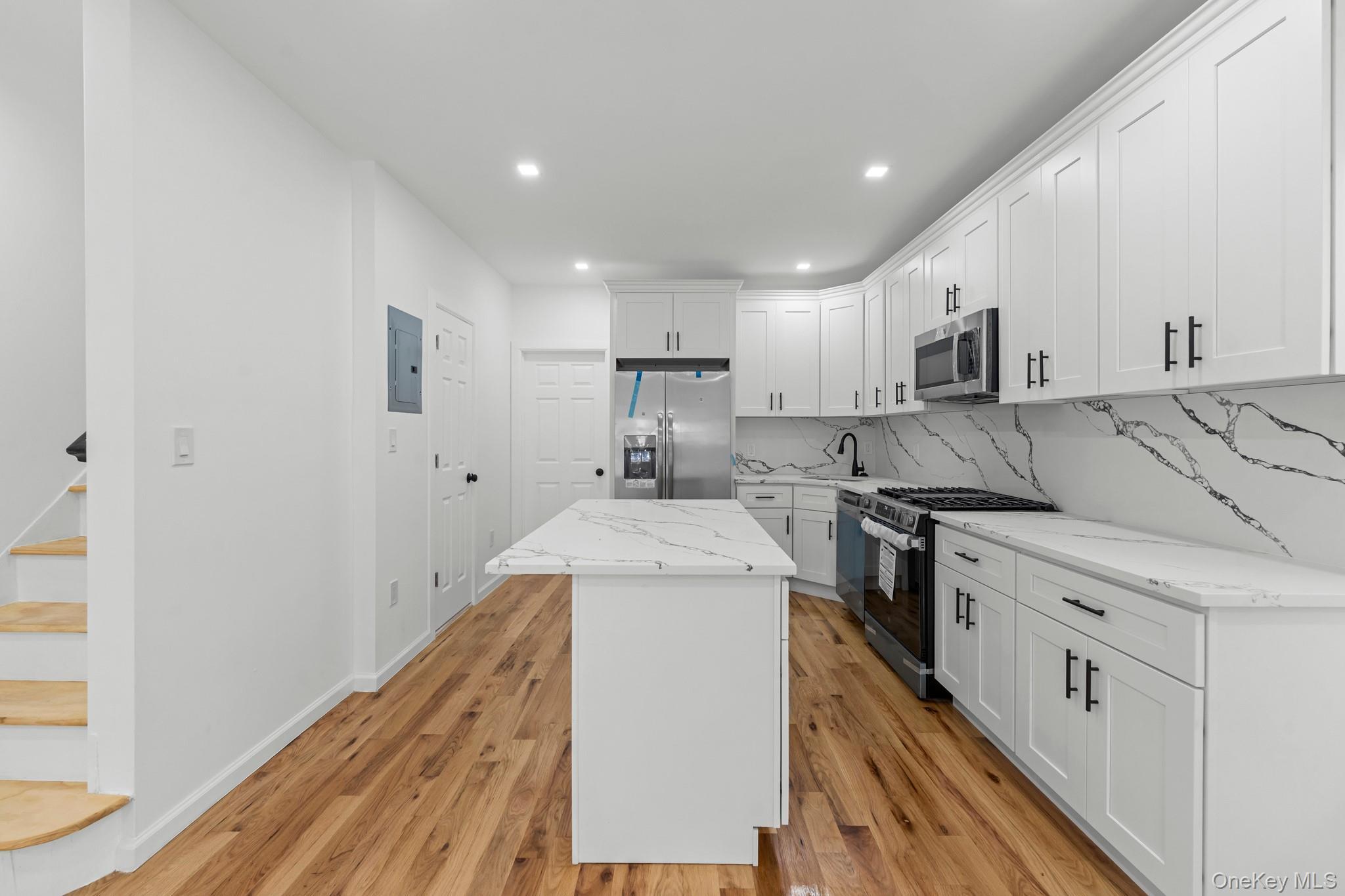 Single Family 86th Road Queens, NY 11418, MLS-1035799-3
