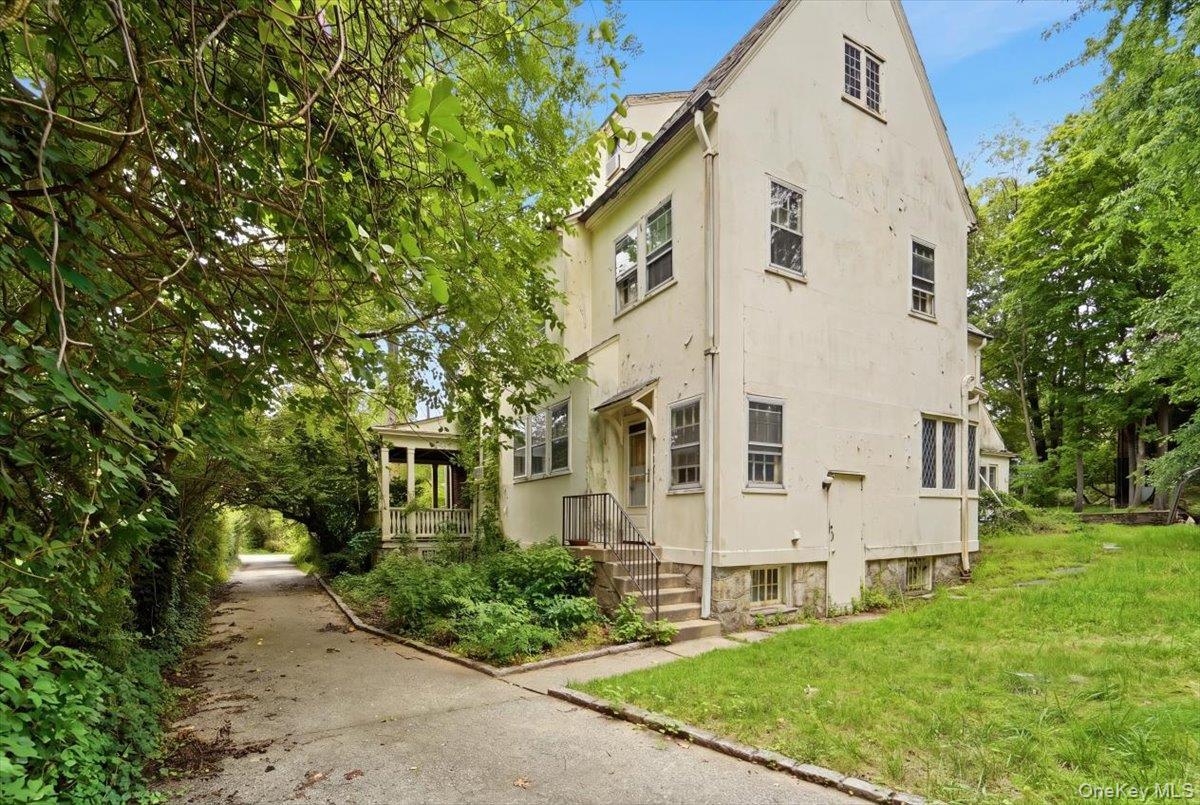 Single Family Esplanade Westchester County, NY 10553, MLS-1035819-10