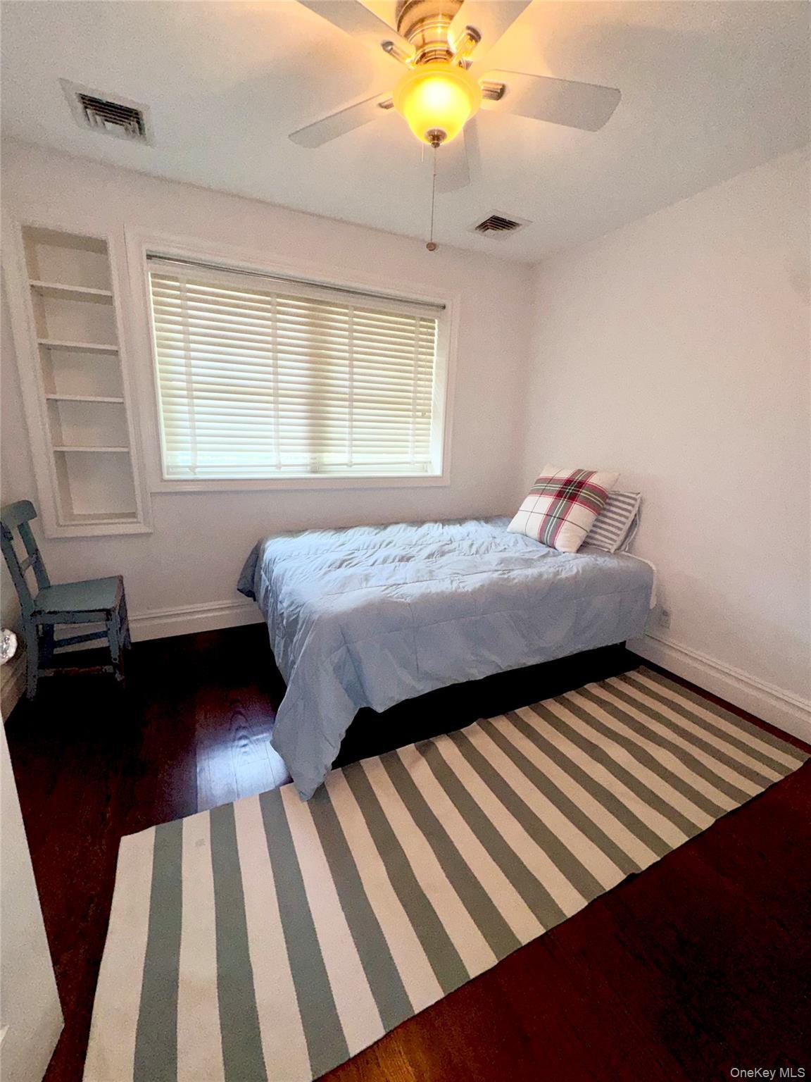 Single Family King Avenue Bronx, NY 10464, MLS-1035845-17